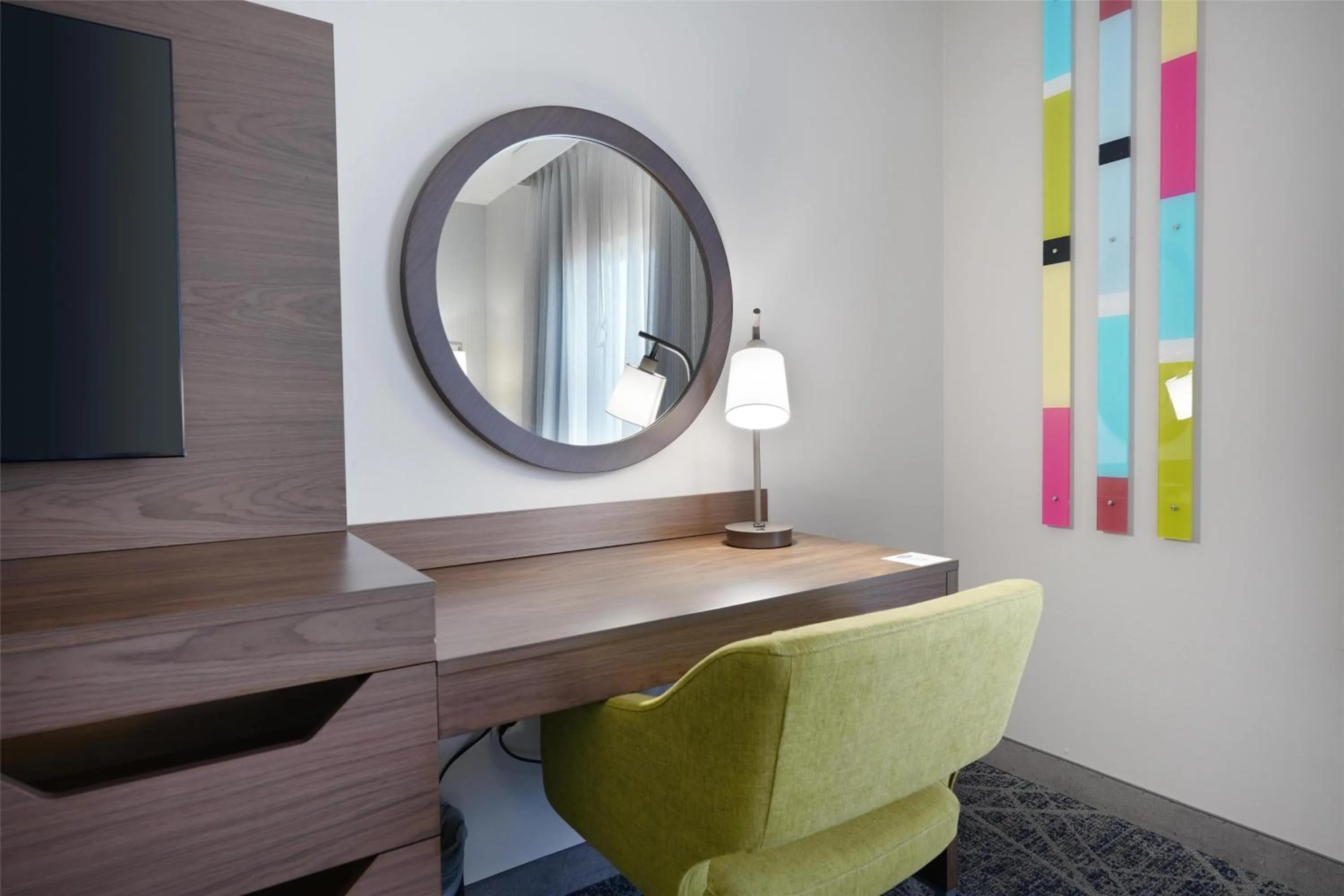 Bedroom in Hampton Inn & Suites Tulsa/Tulsa Hills