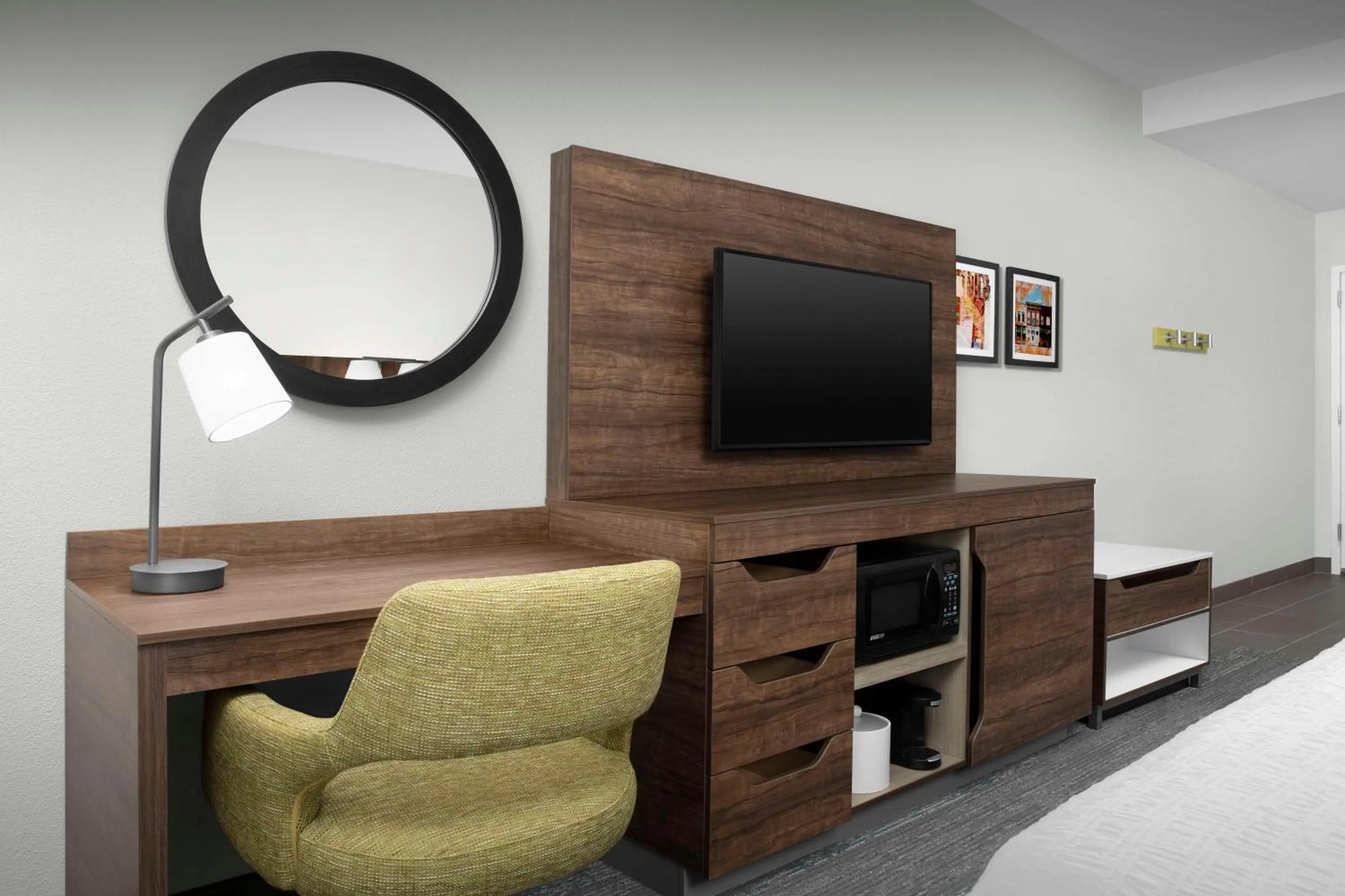 Bedroom in Hampton Inn Dandridge