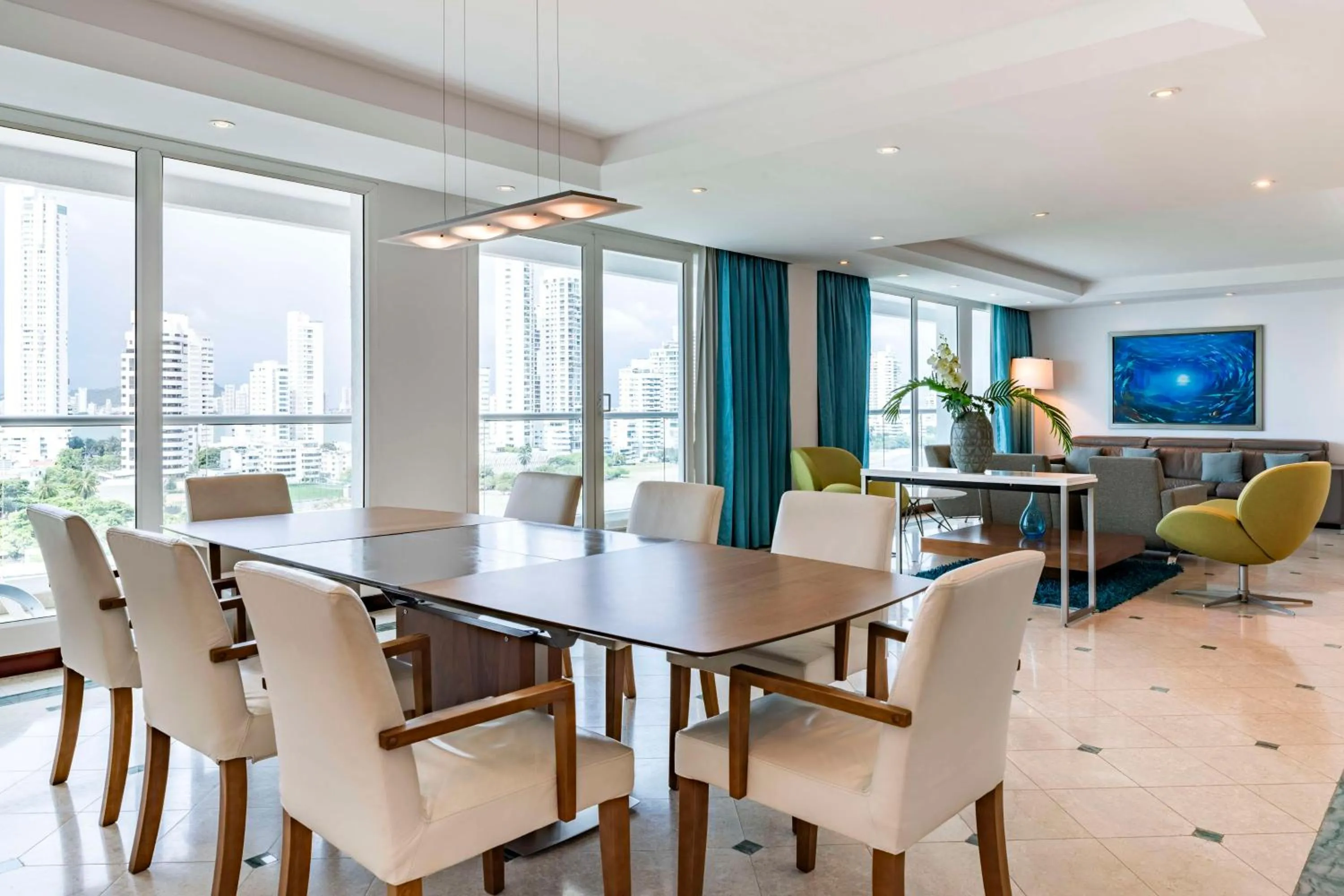 Living room in Hilton Cartagena