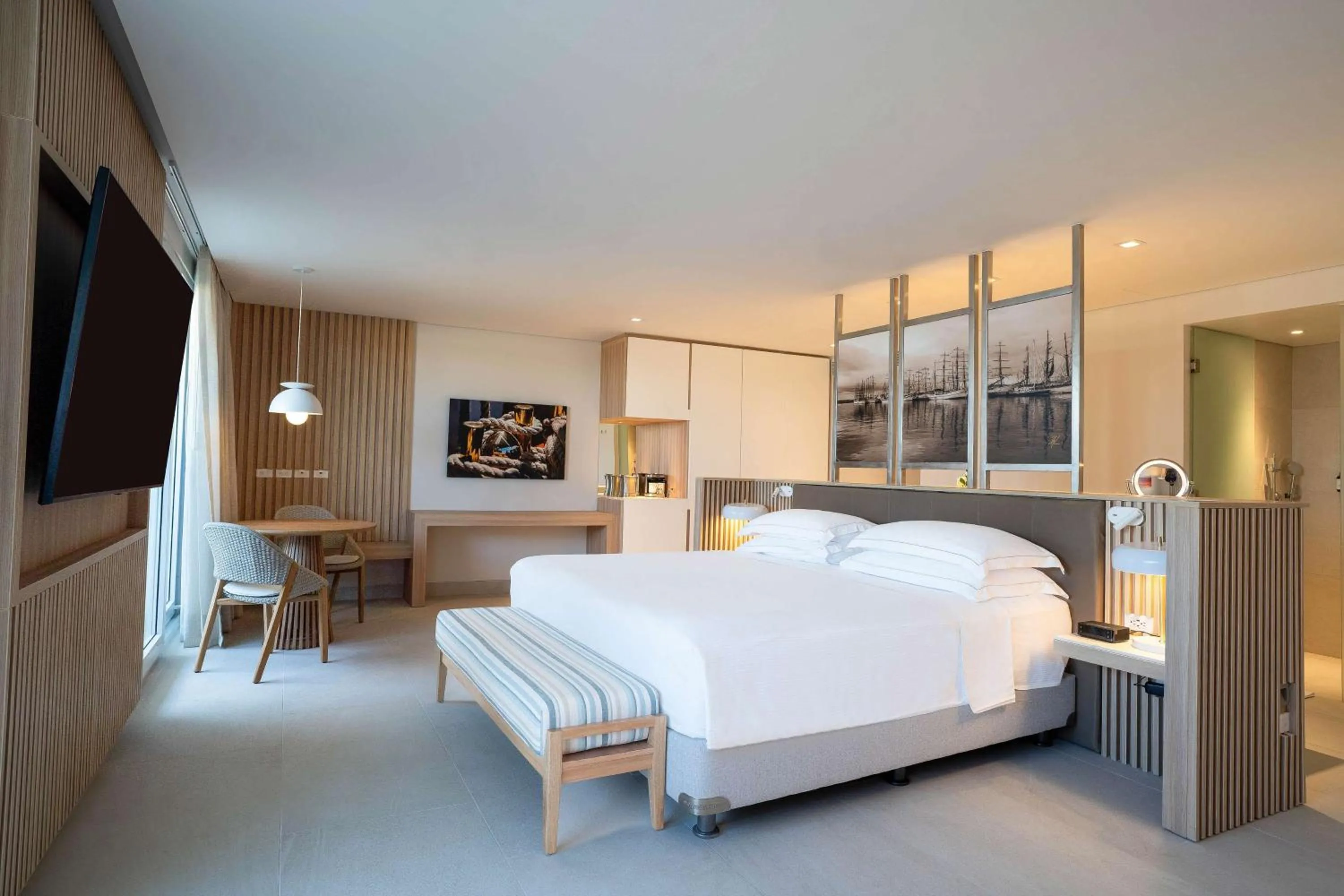 Bed in Hilton Cartagena