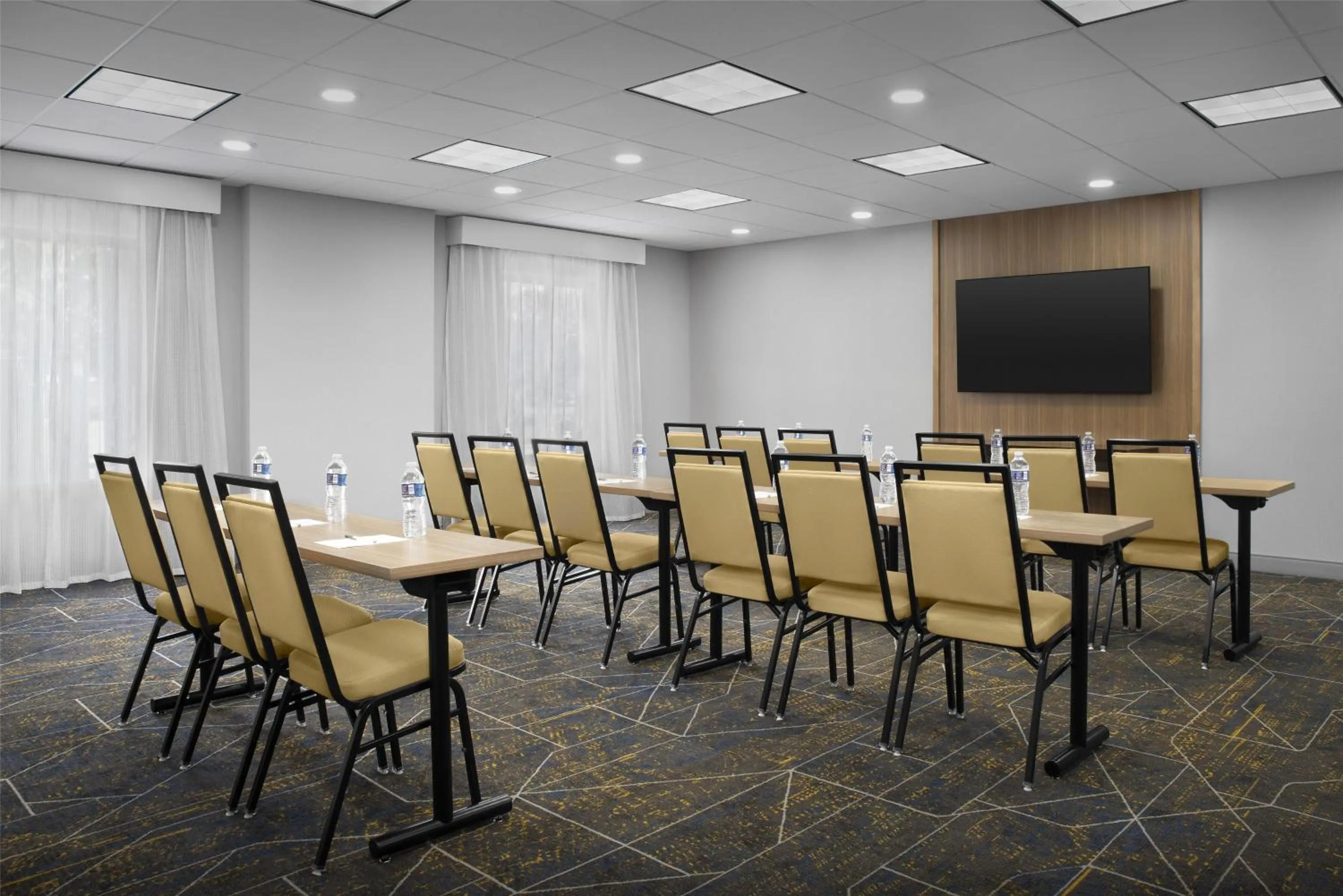 Meeting/conference room in Hampton Inn & Suites Laurel