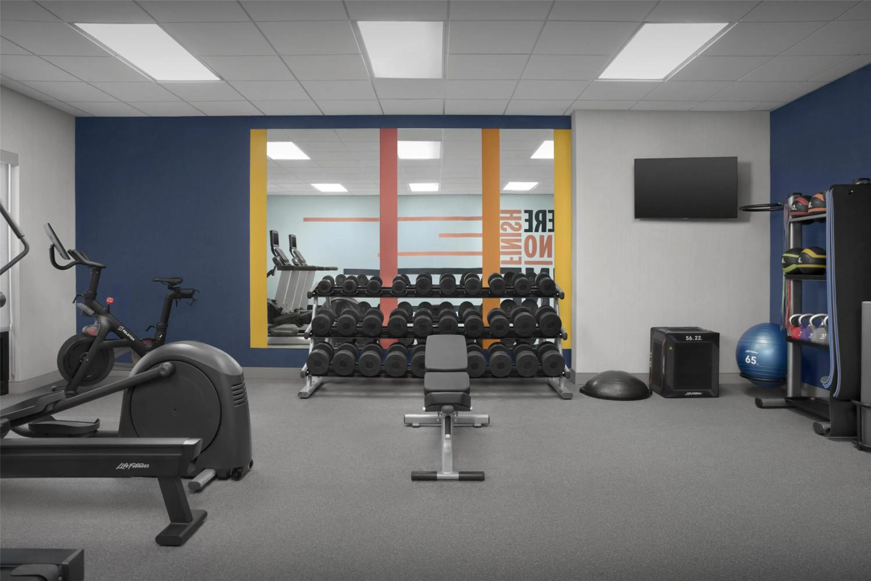 Fitness centre/facilities in Hampton Inn & Suites Laurel