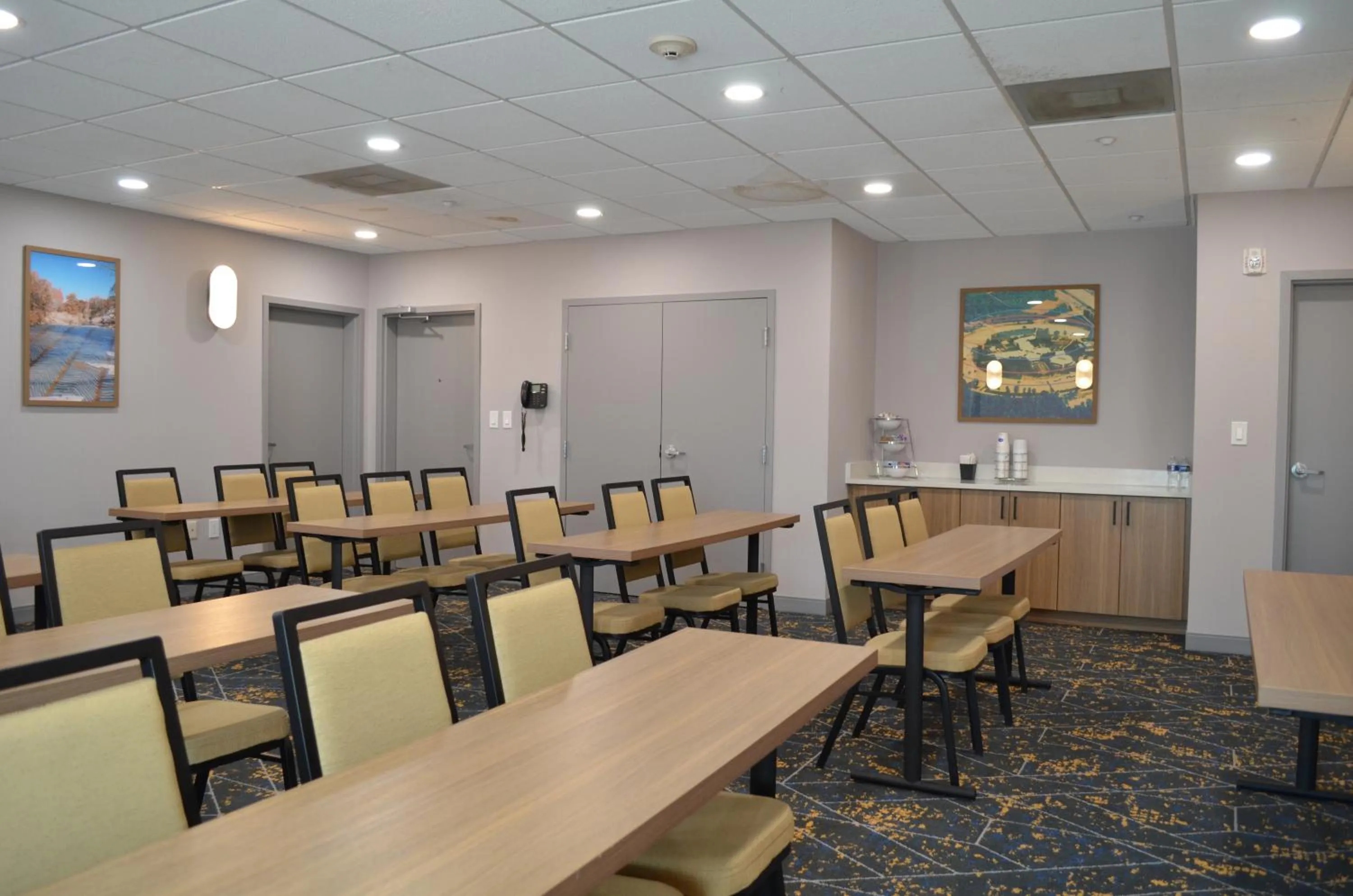 Meeting/conference room in Hampton Inn & Suites by Hilton Tomball Houston NW