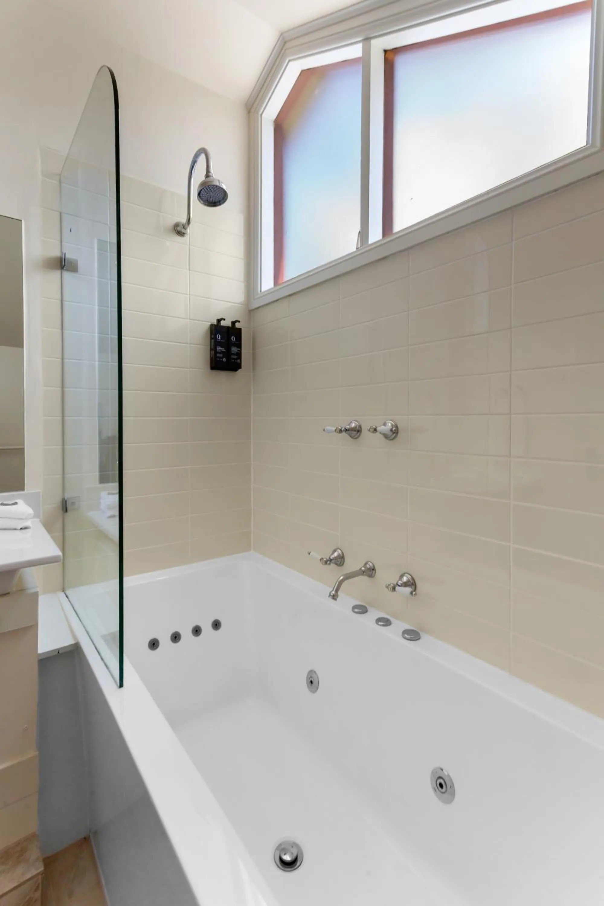 Bathroom in La Maison Boutique Hotel