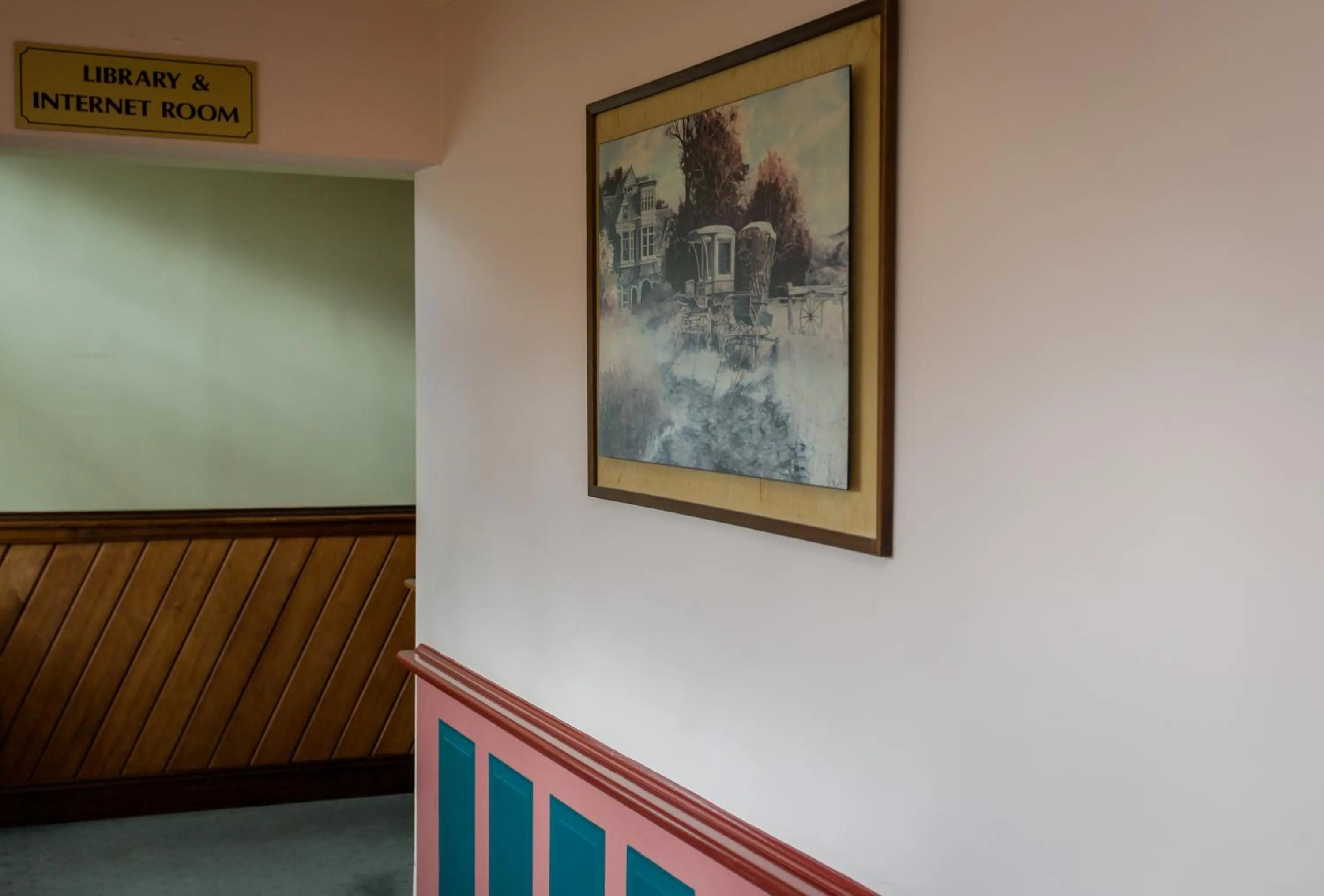 Library in La Maison Boutique Hotel