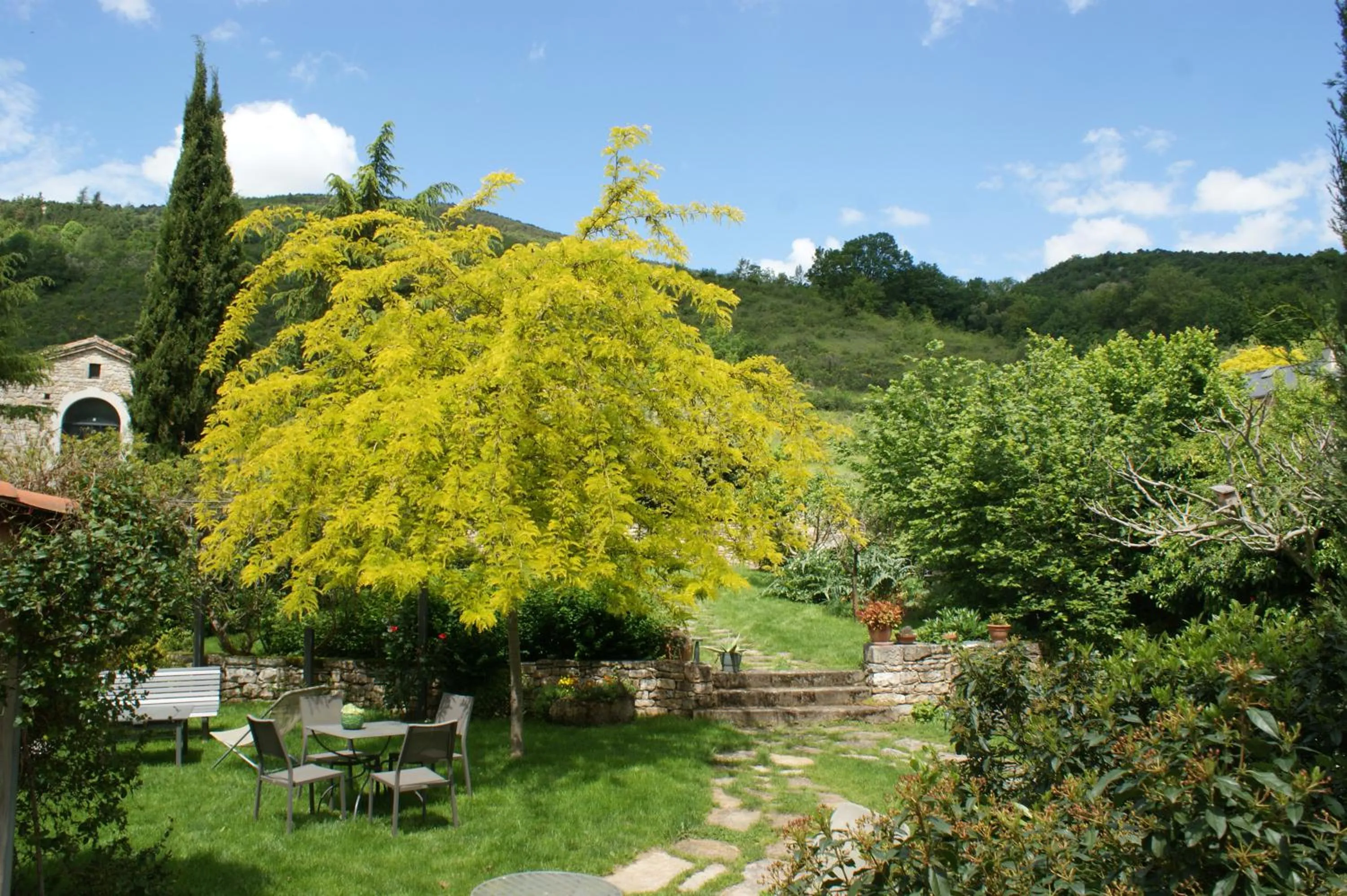 Garden view in Les FREJALS