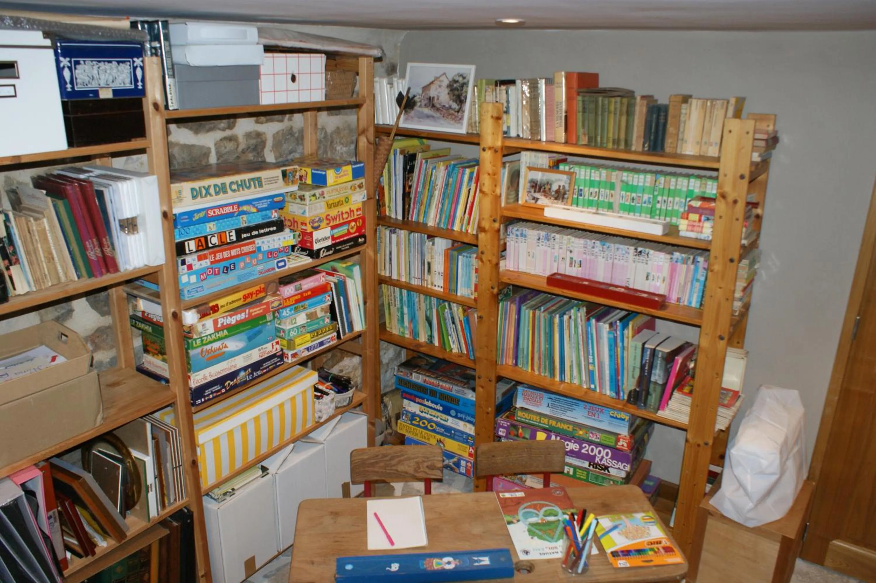 Children play ground in Les FREJALS
