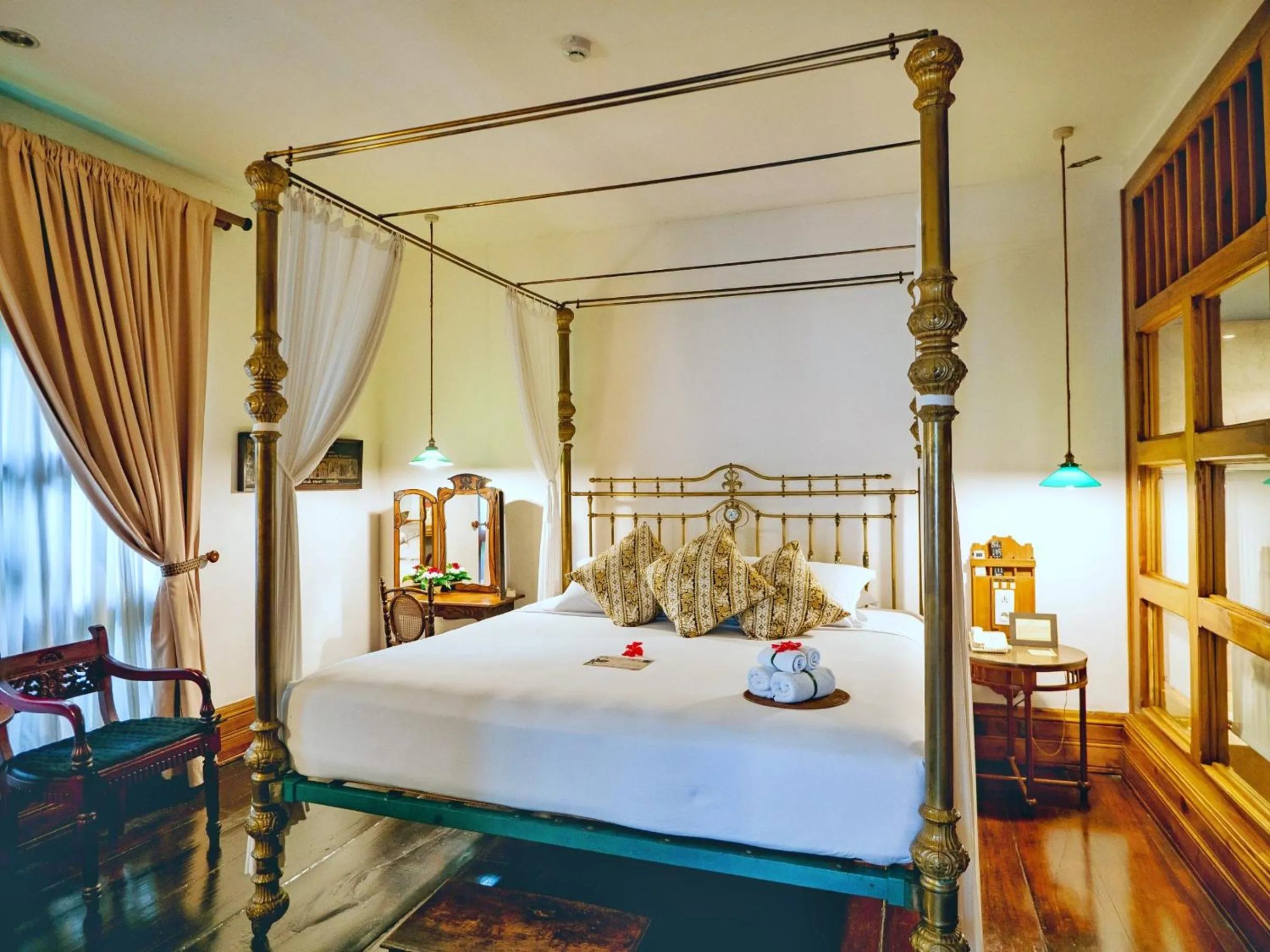 Bedroom, Bed in Hotel Tugu Malang