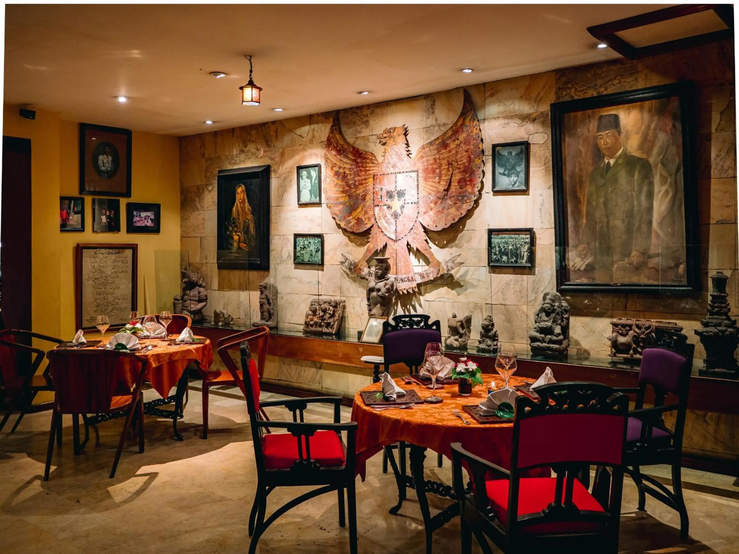 Restaurant/places to eat in Hotel Tugu Malang