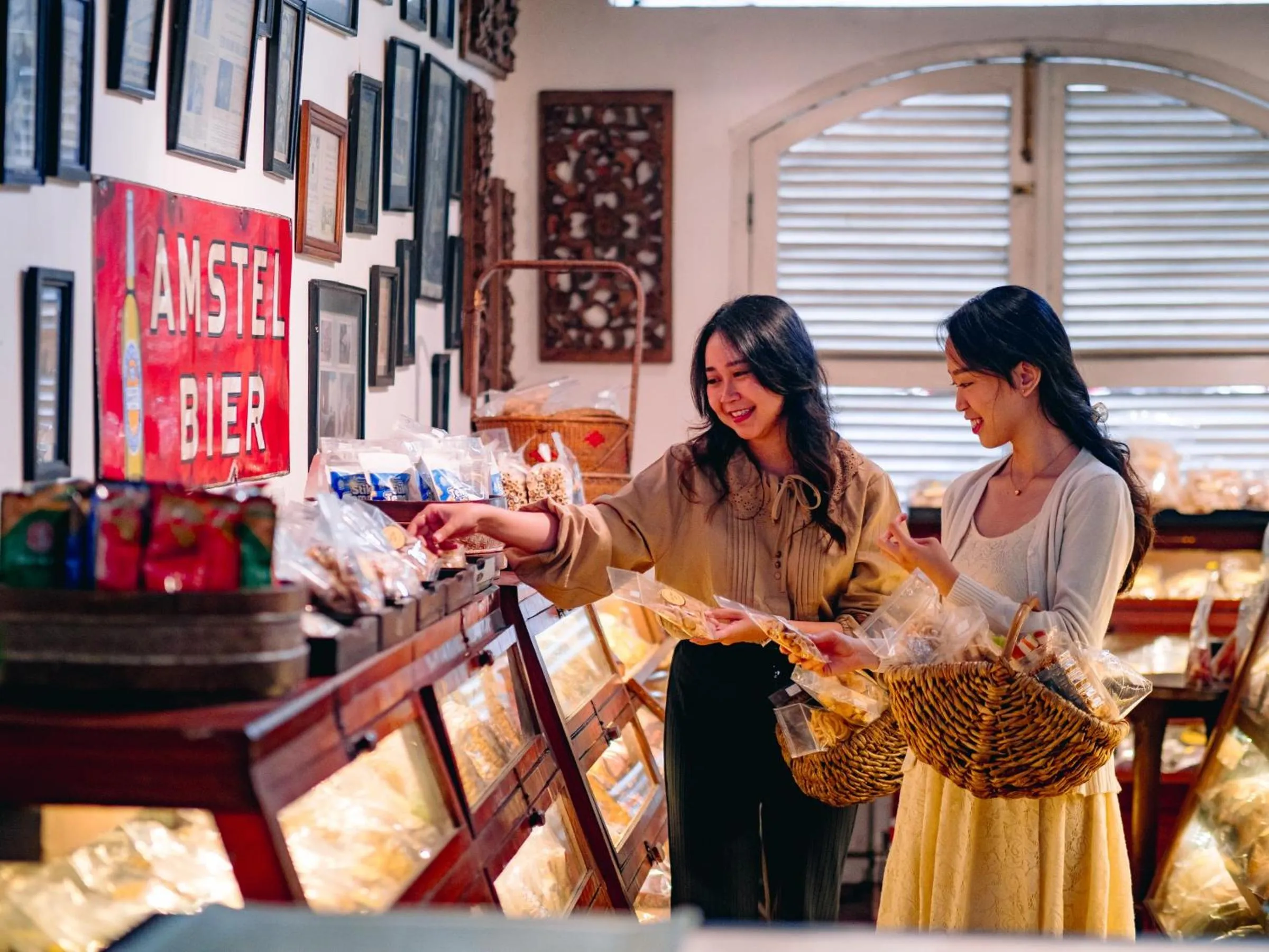 On-site shops in Hotel Tugu Malang