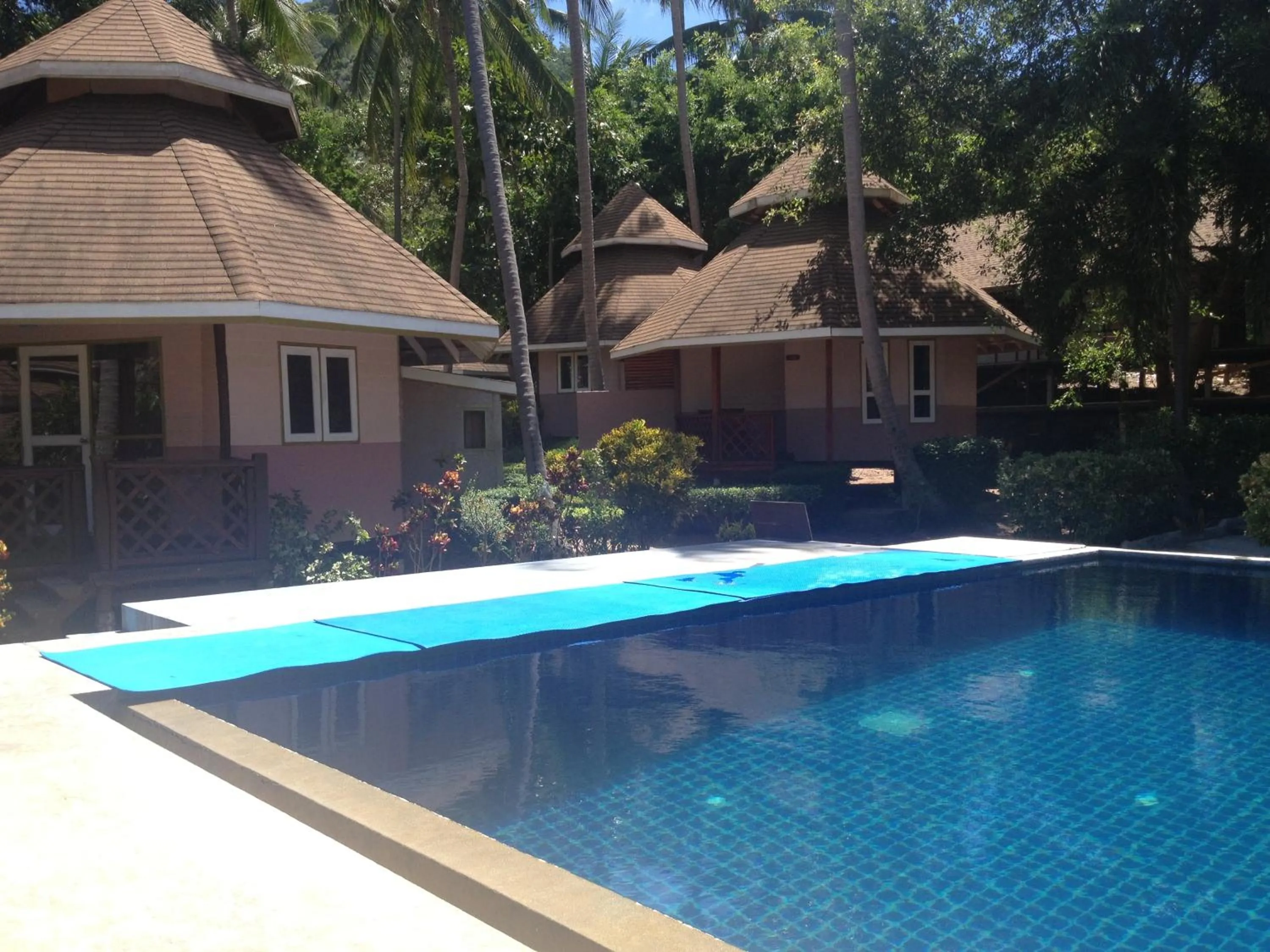 Swimming pool in Koh Tao Coral Grand Resort