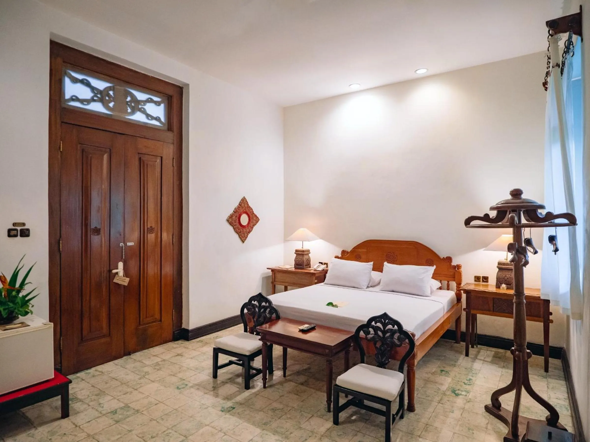 Bed in Hotel Tugu Blitar