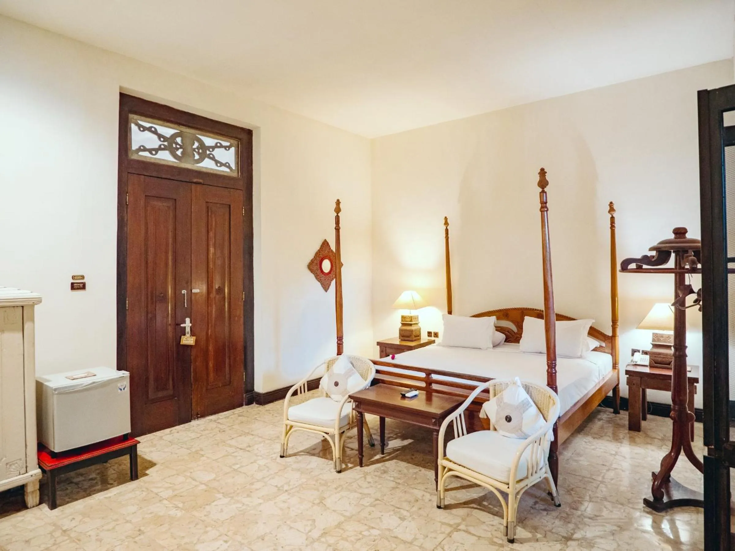 Bed in Hotel Tugu Blitar