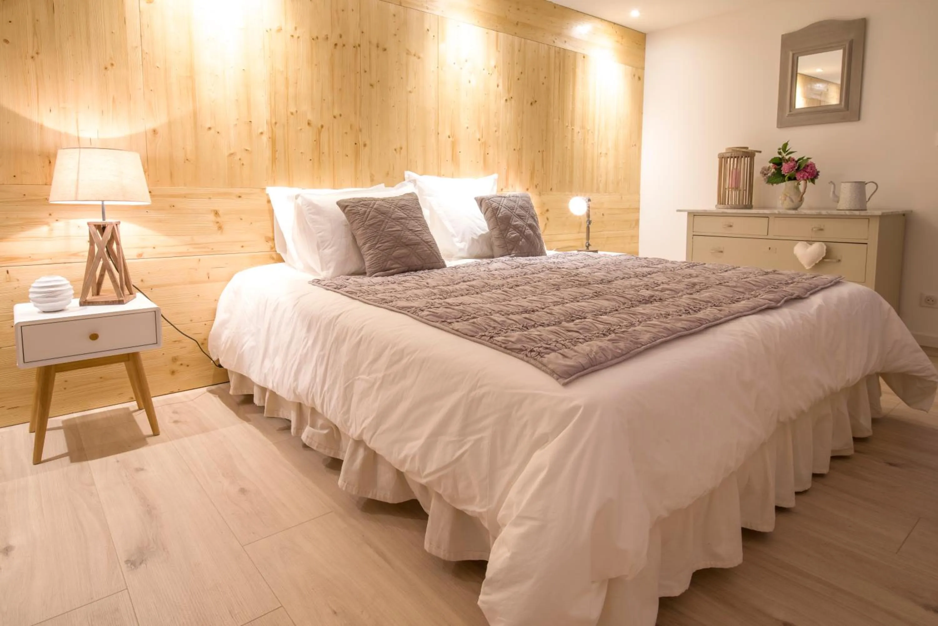 Bed in La Grange aux Coqs