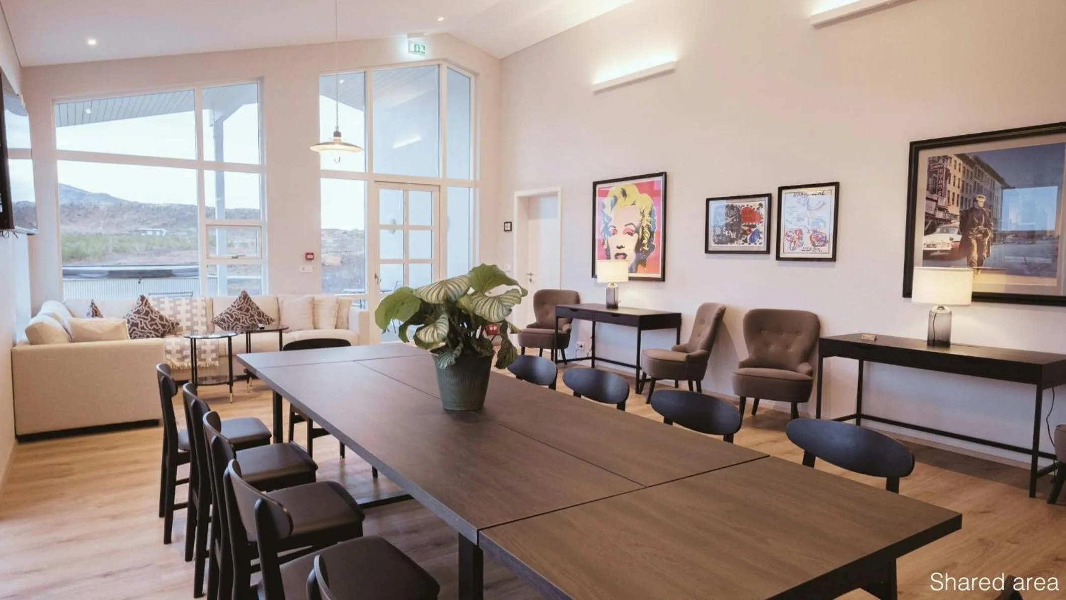 Lounge or bar in Hotel Grimsborgir by Keahotels