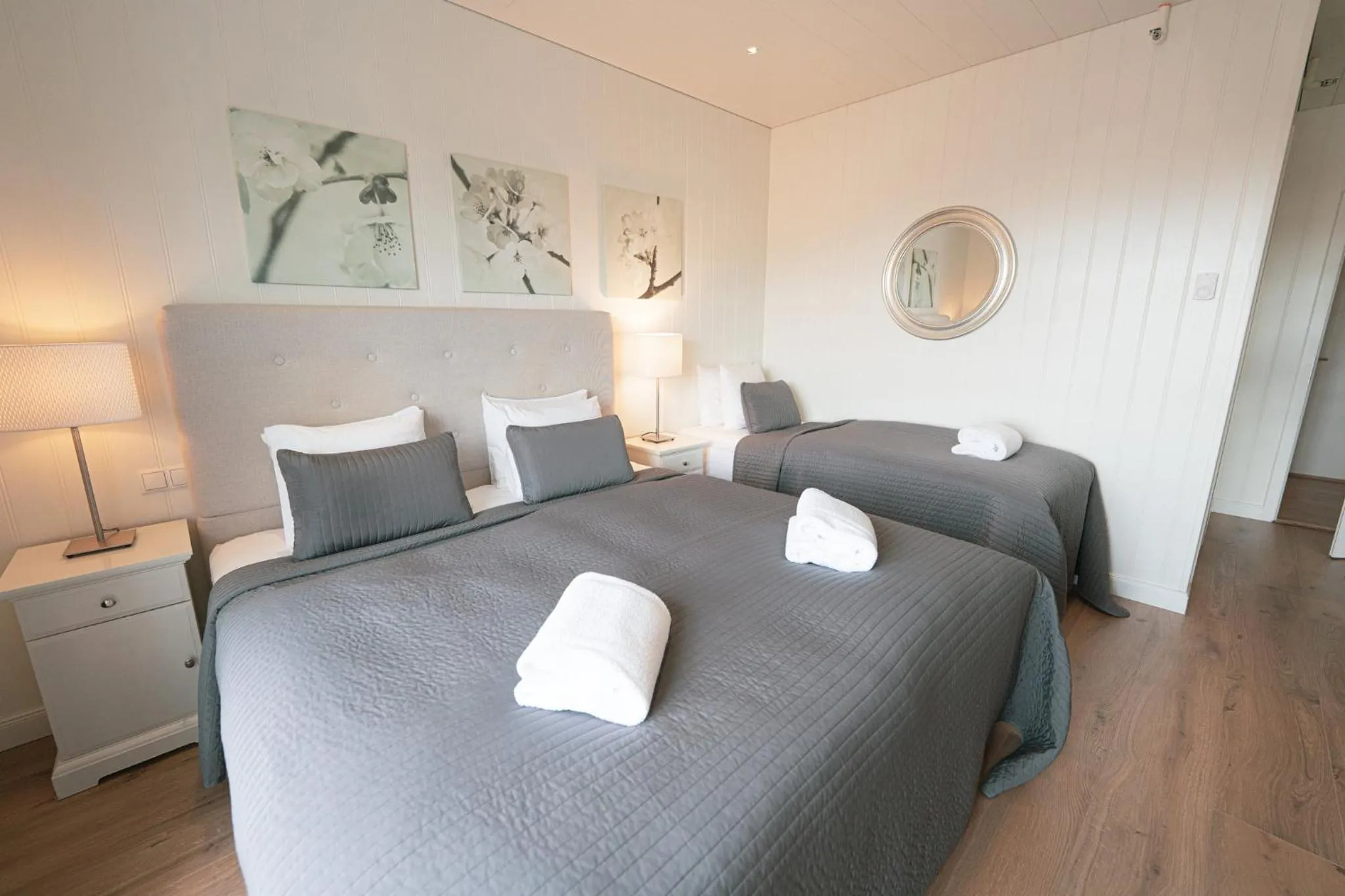 Bedroom, Bed in Hotel Grimsborgir by Keahotels