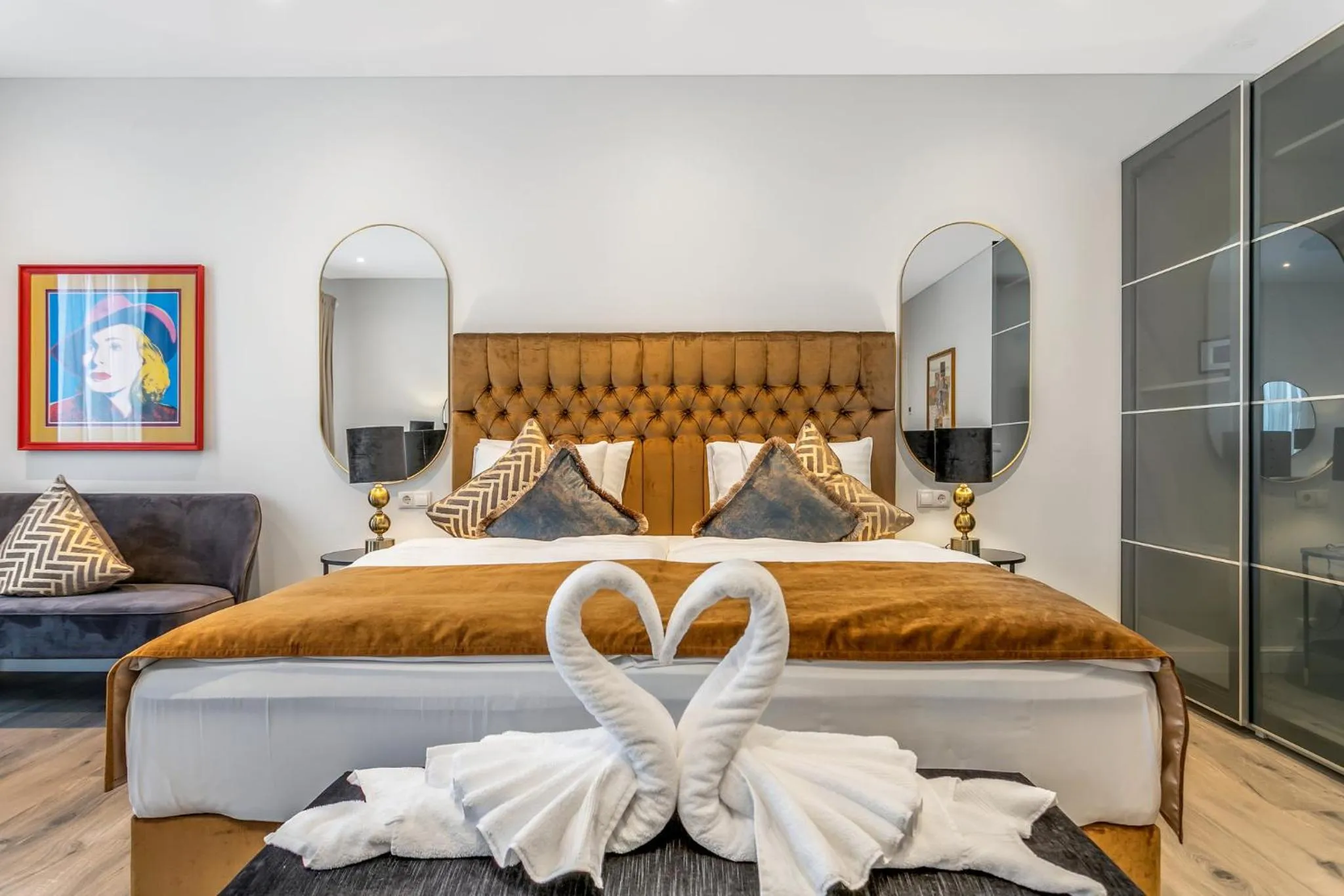 Bedroom, Bed in Hotel Grimsborgir by Keahotels