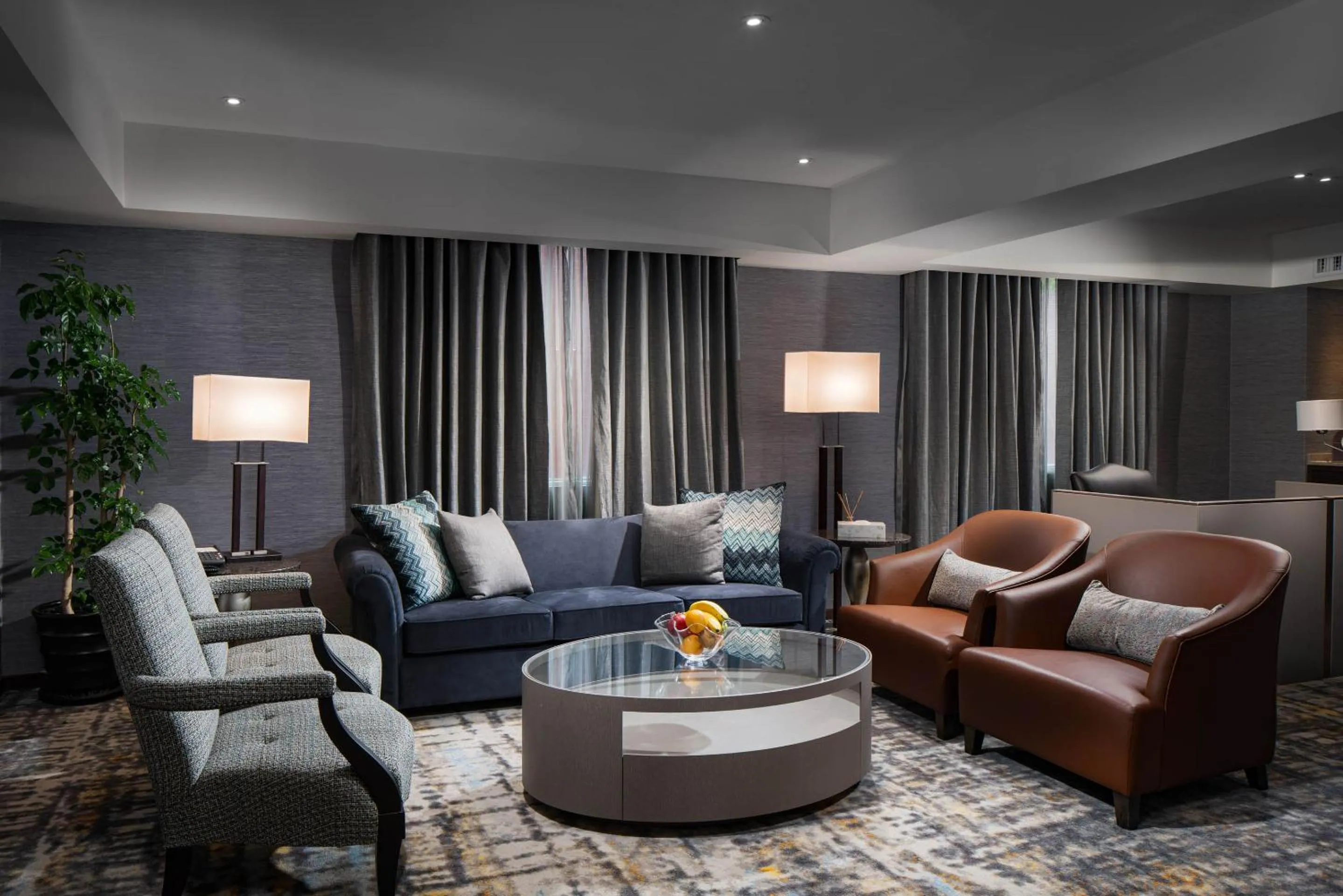 Living room in Taipei Fullerton Hotel - South