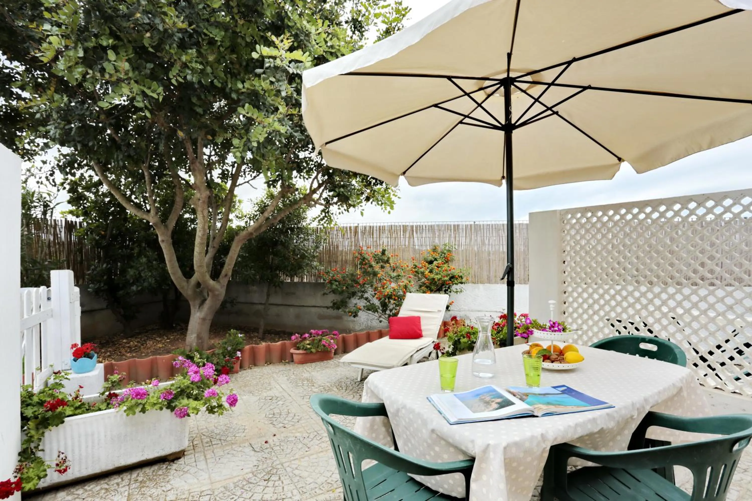 Garden in Il Melo Residence