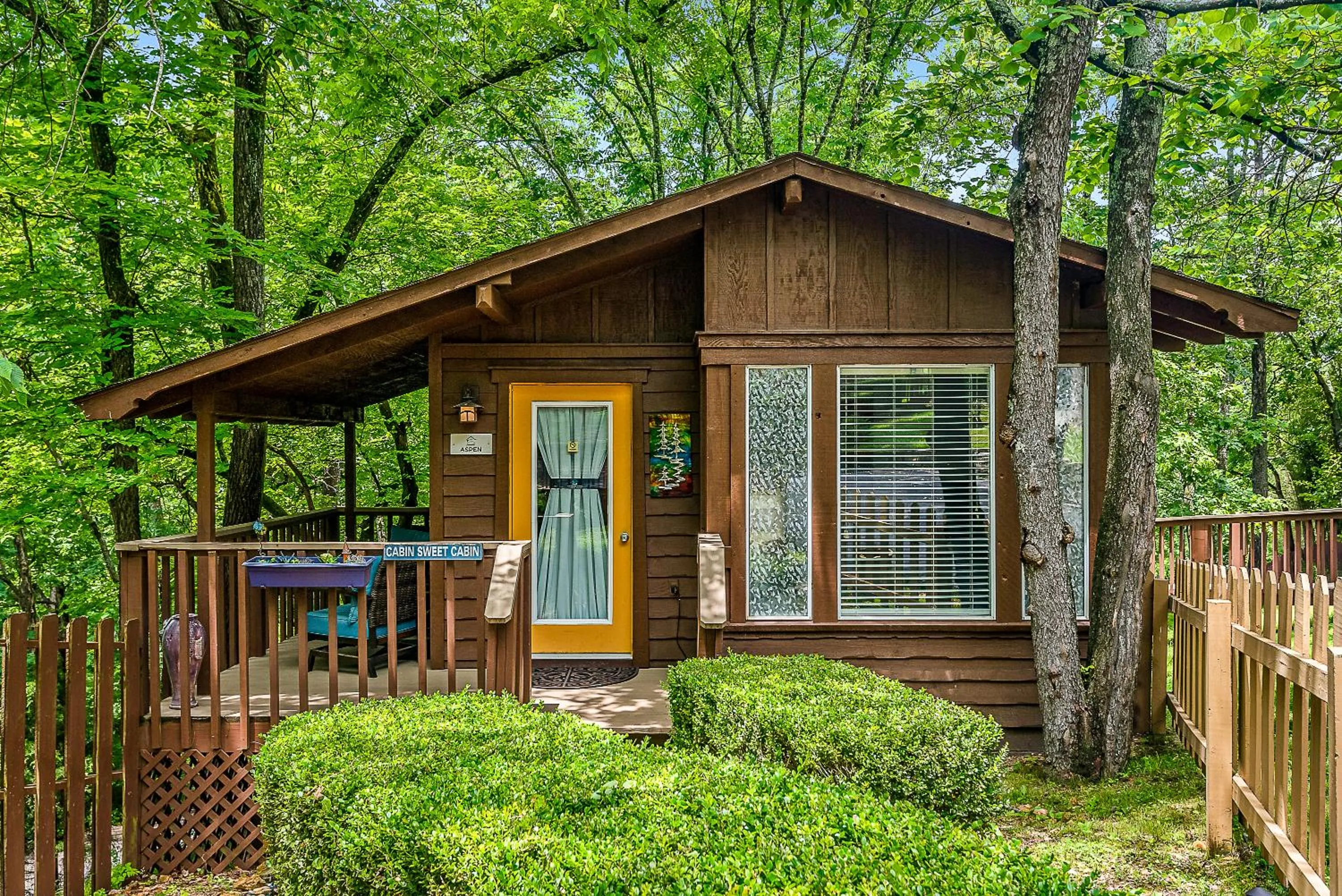 Facade/entrance in The Woods Cabins