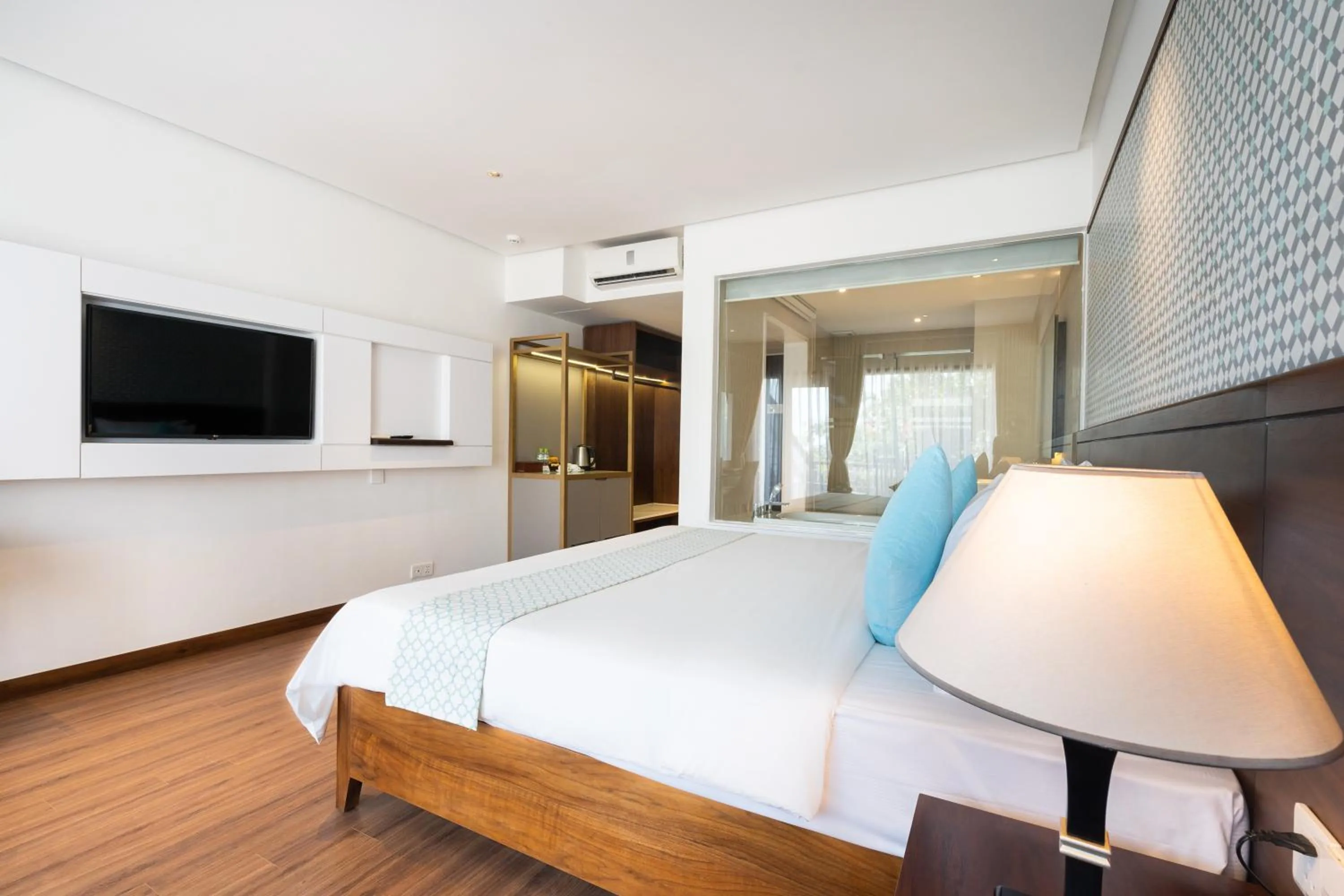 Bedroom, Bed in Hoang Ngoc Beach Resort