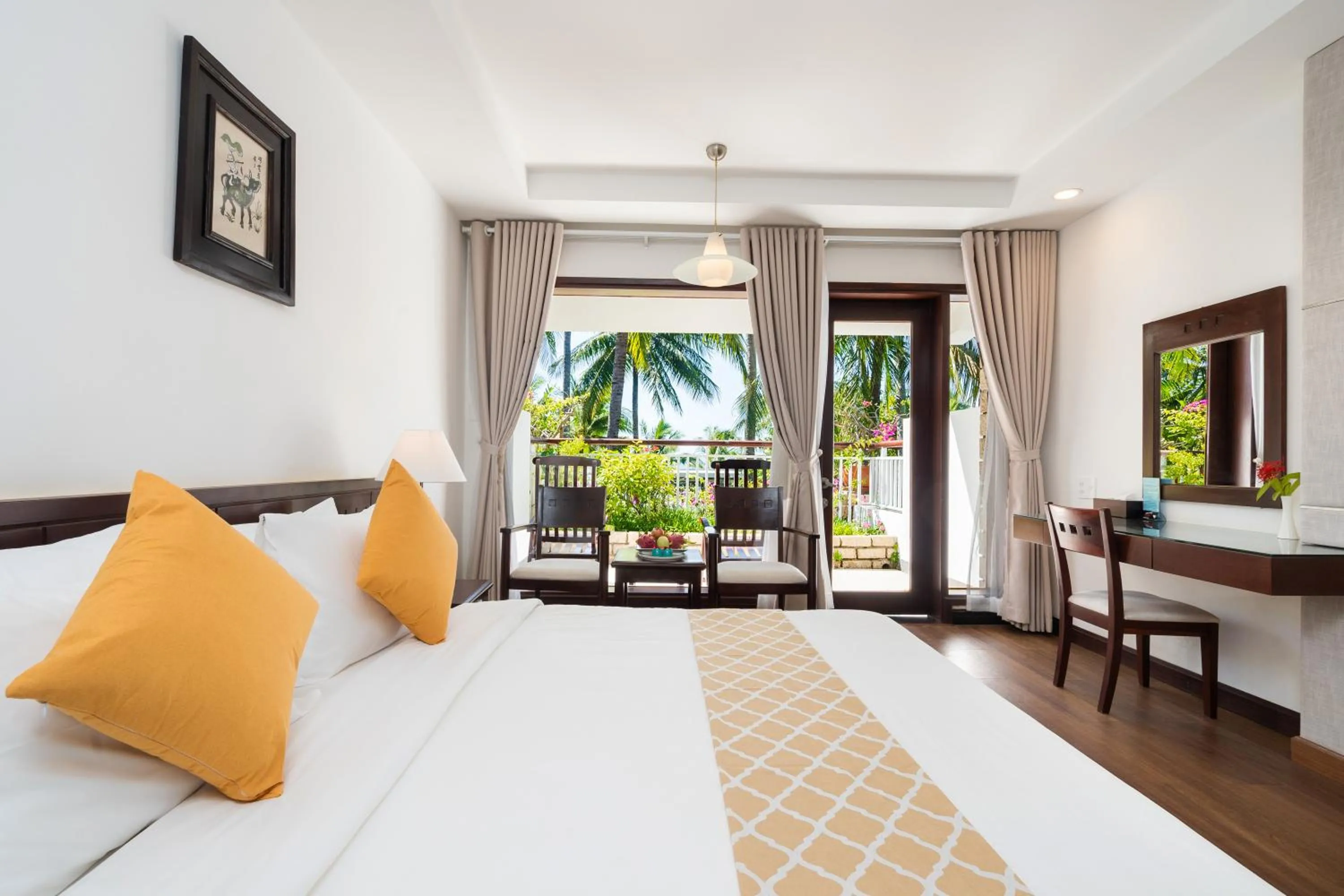 Bedroom, Bed in Hoang Ngoc Beach Resort