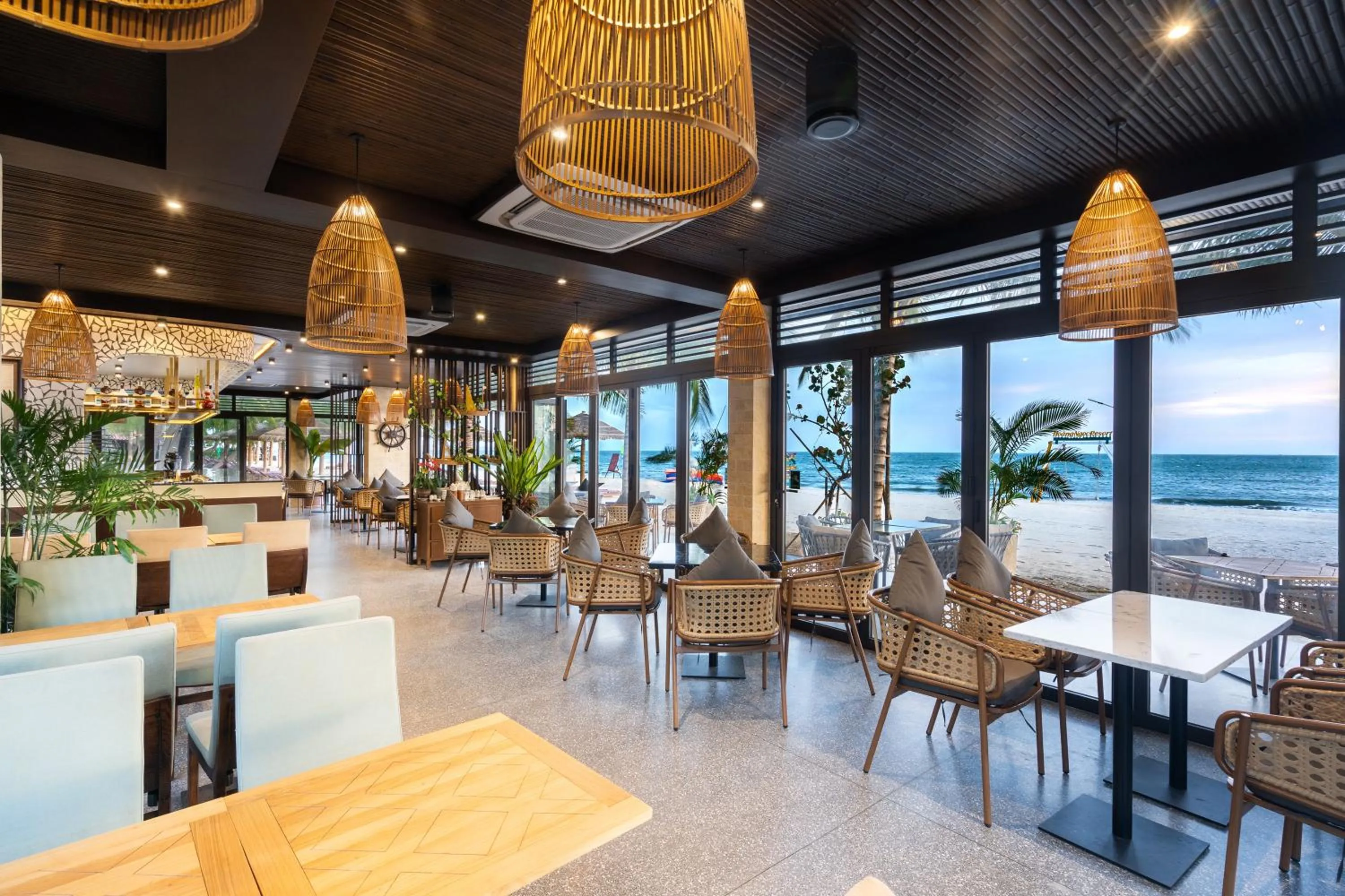 Restaurant/places to eat in Hoang Ngoc Beach Resort