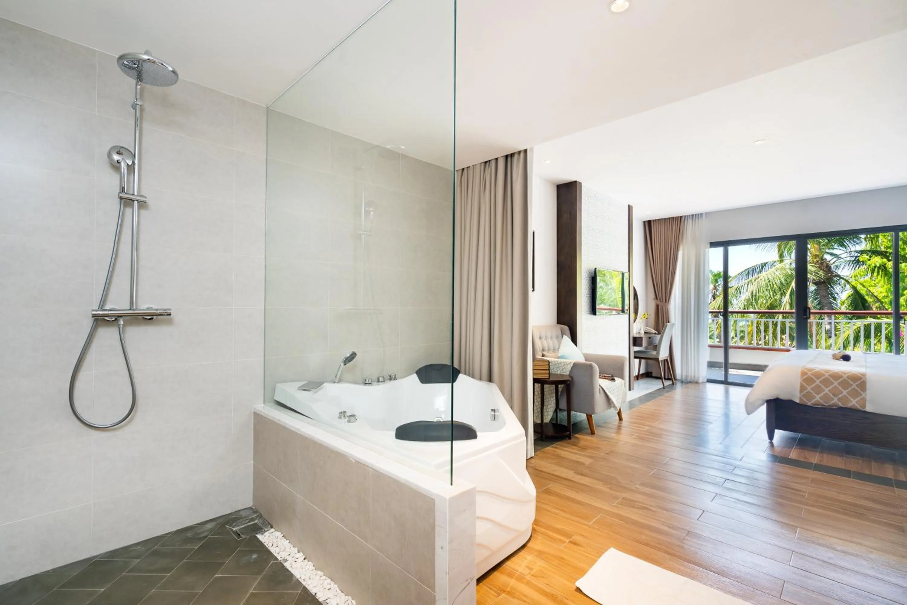 Bathroom in Hoang Ngoc Beach Resort