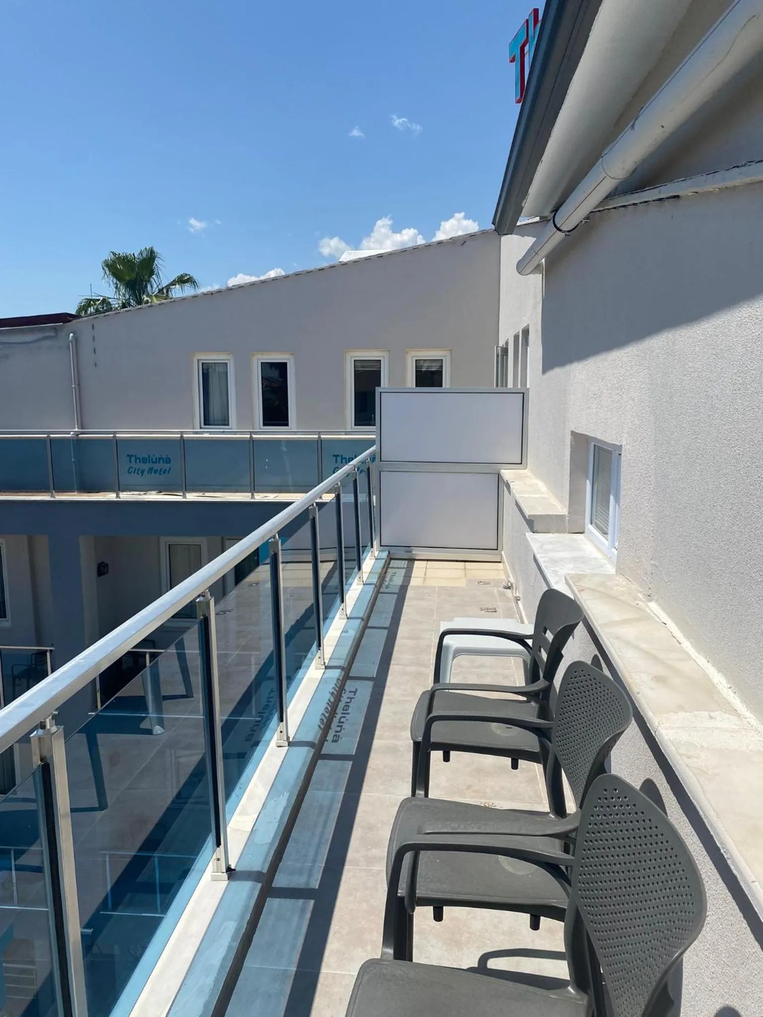 Balcony/Terrace in Theluna City Hotel