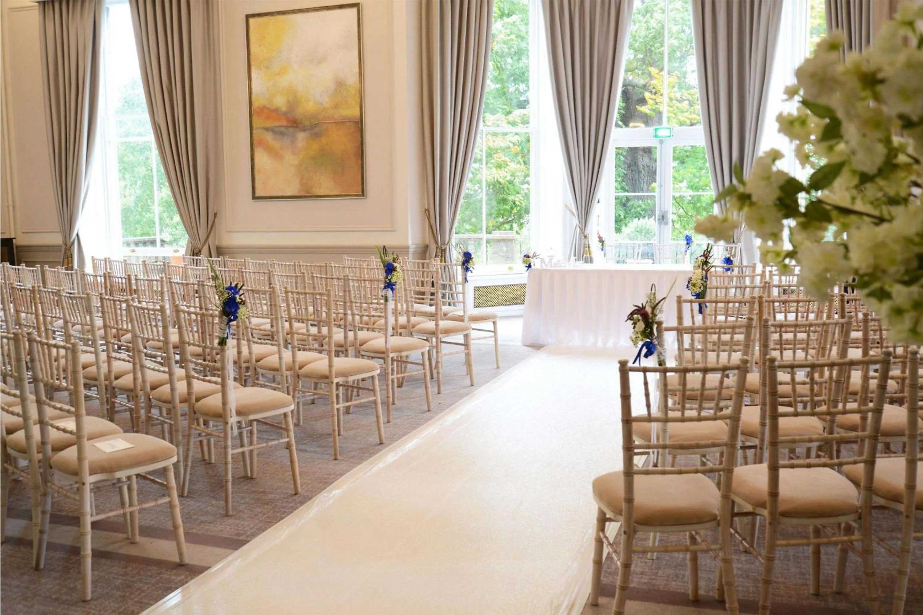 wedding in Oatlands Park Hotel