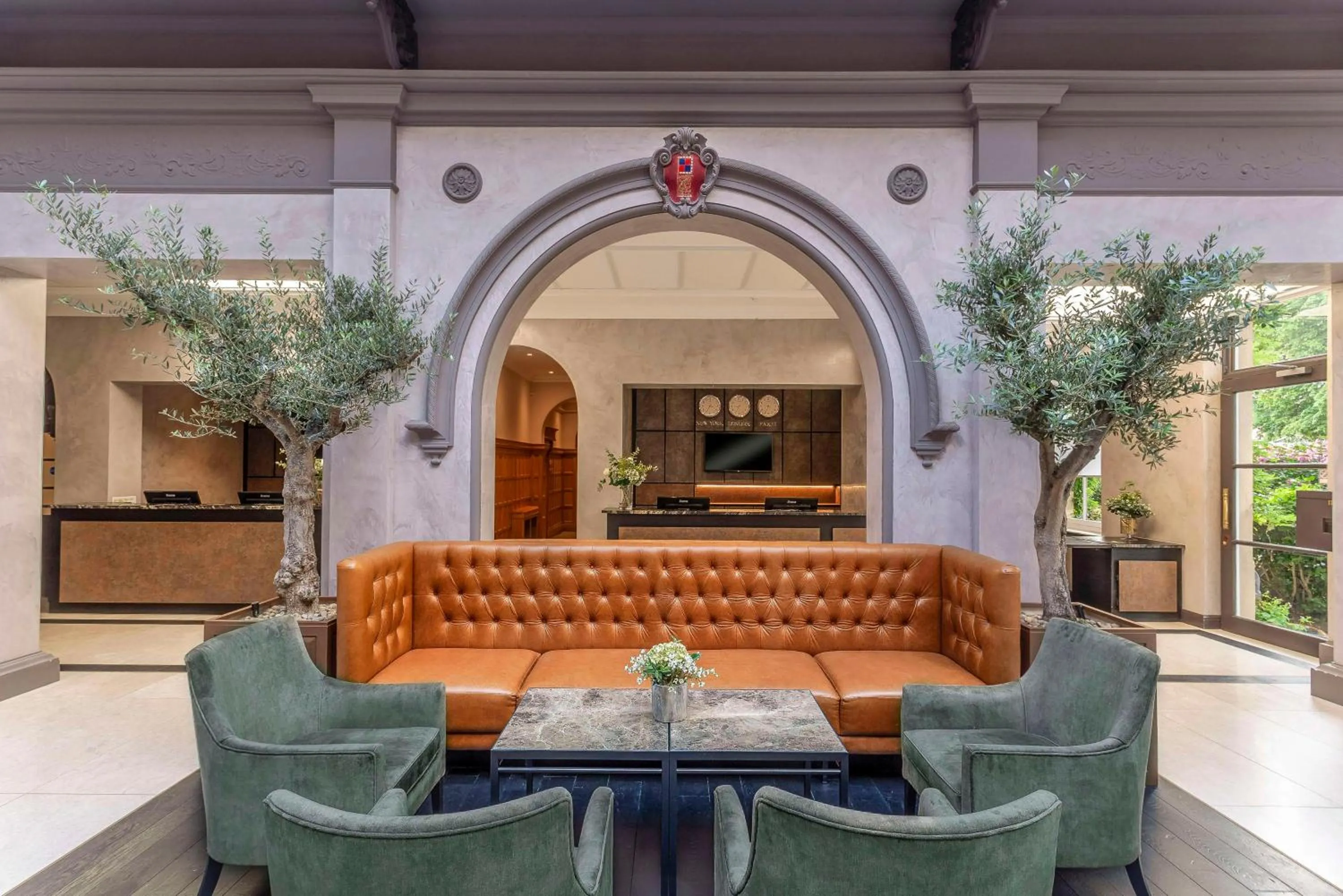 Lobby or reception in Oatlands Park Hotel