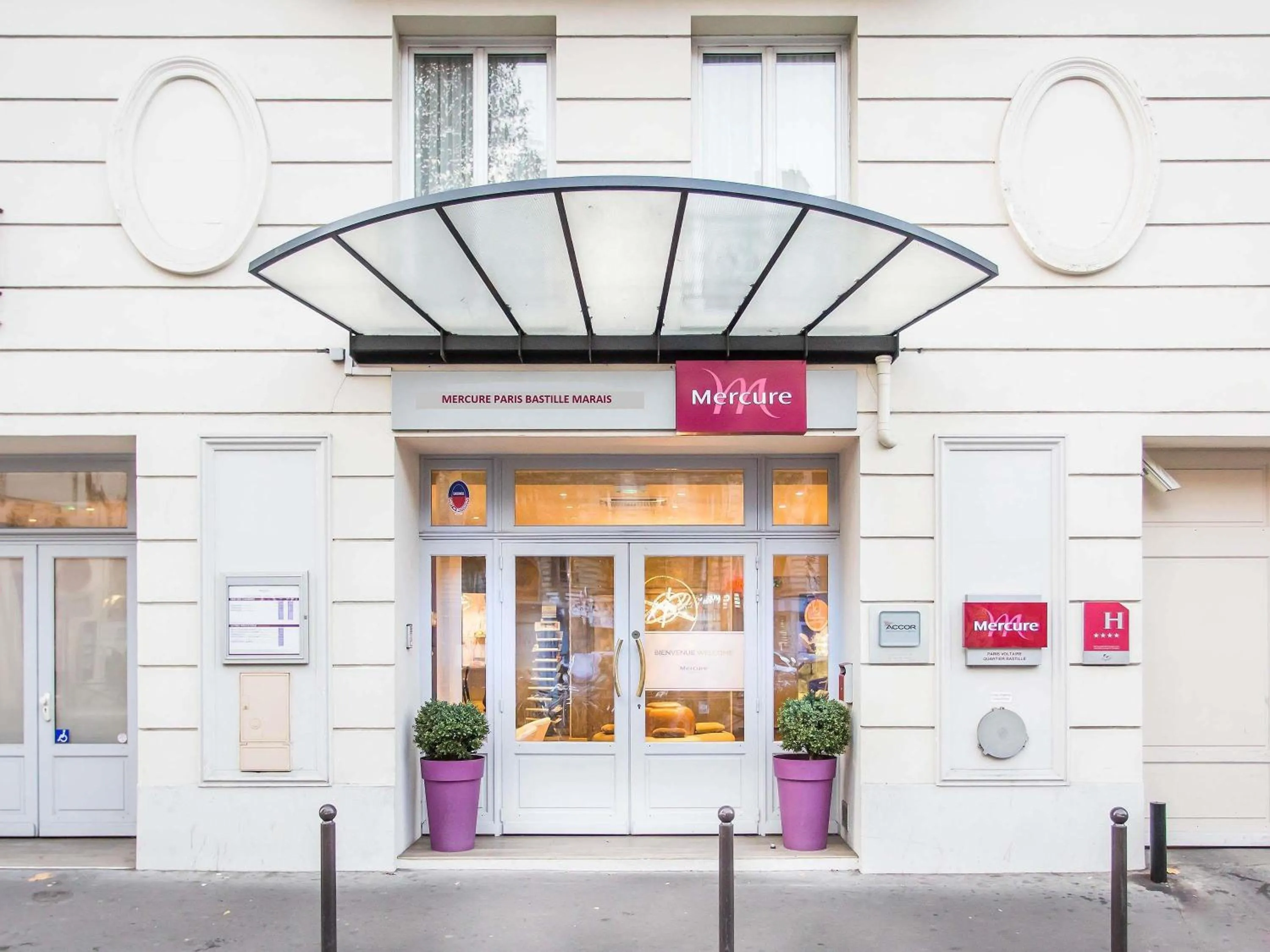 Property building in Mercure Paris Bastille Marais