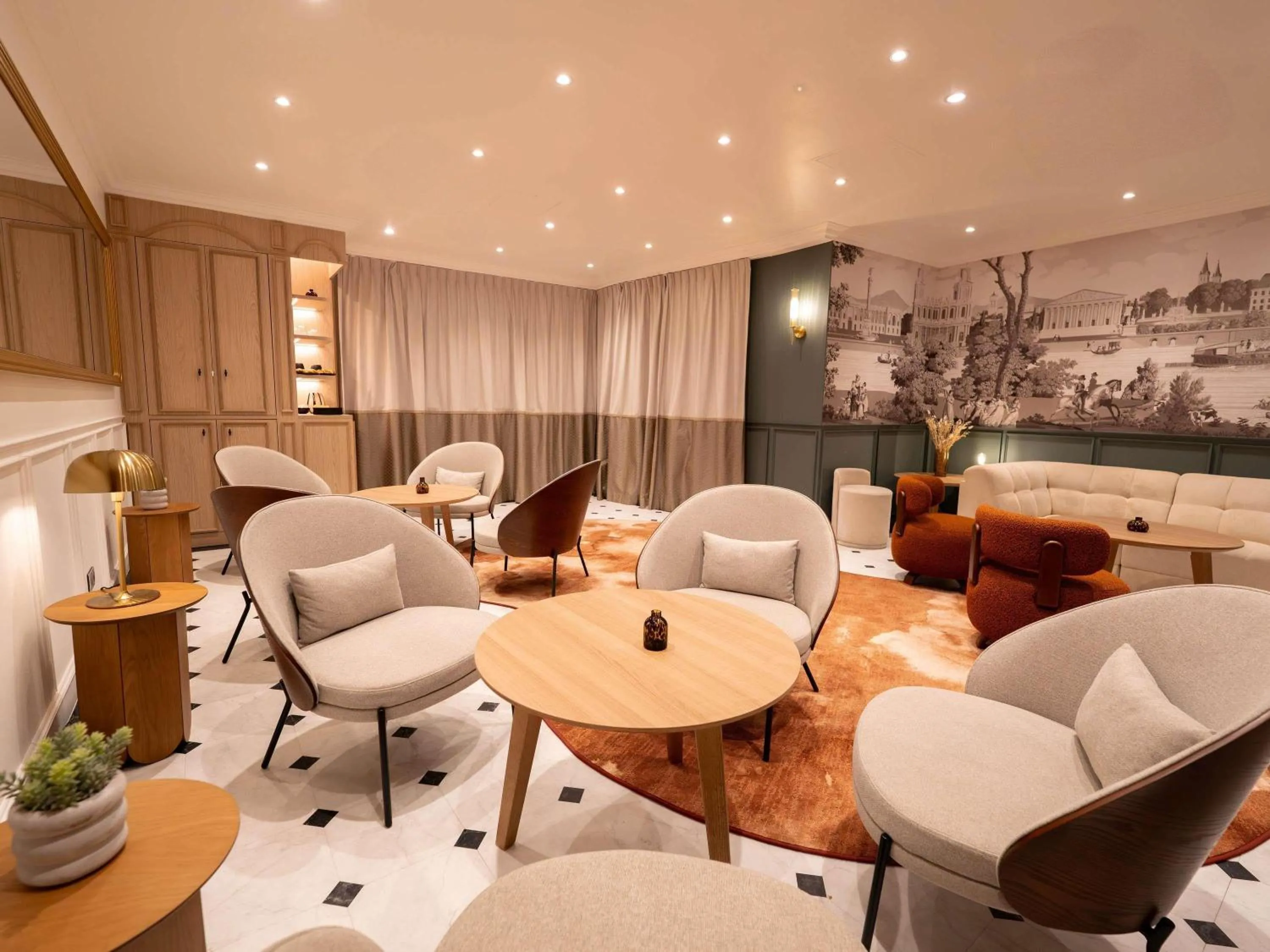 Property building in Mercure Paris Bastille Marais