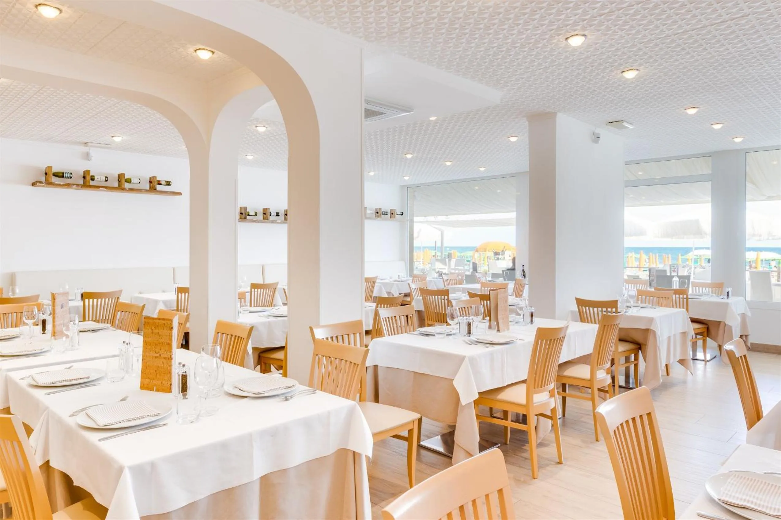 Restaurant/places to eat in Hotel Bellariva