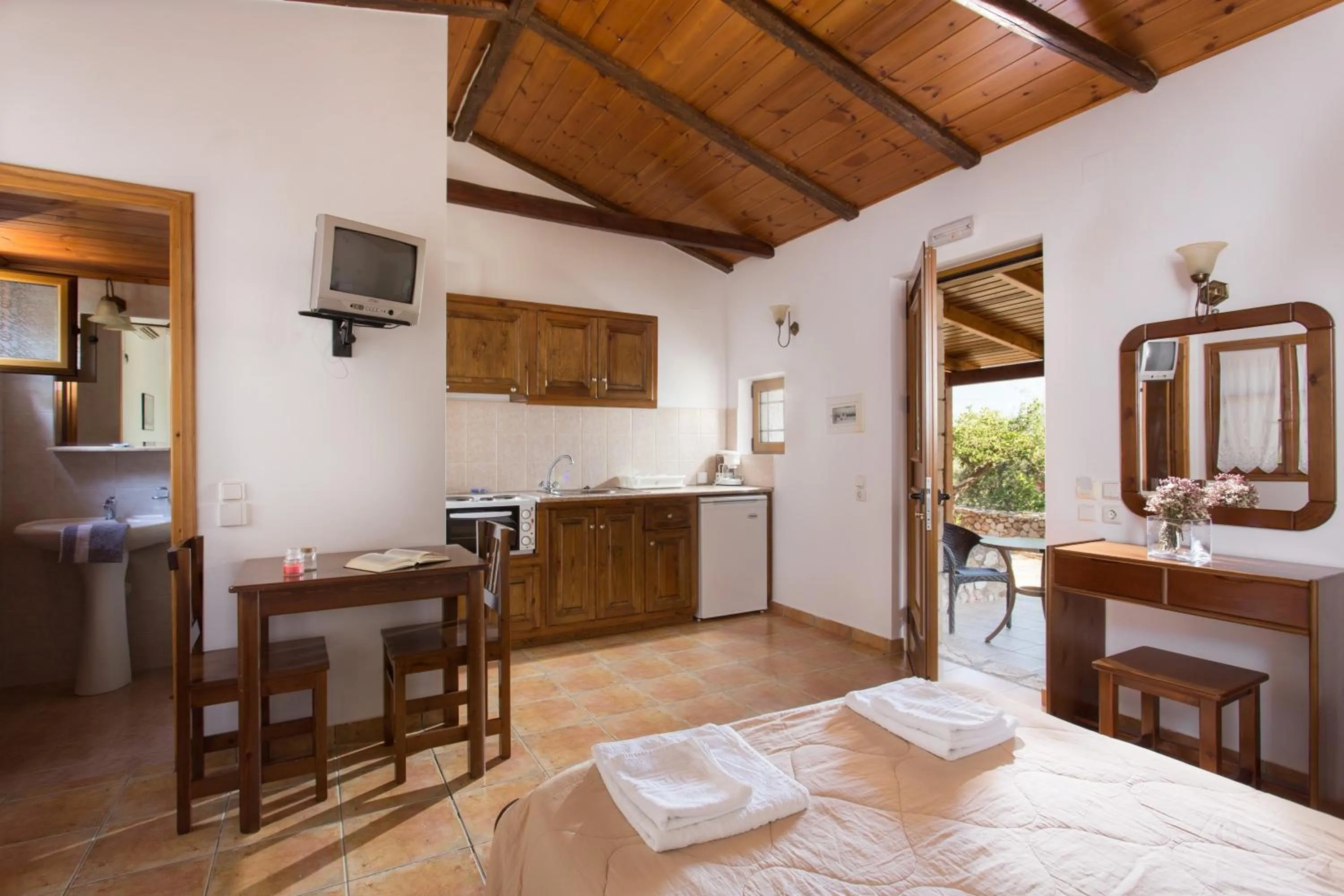 Bathroom in Georgia's Houses (Melitzanakia)