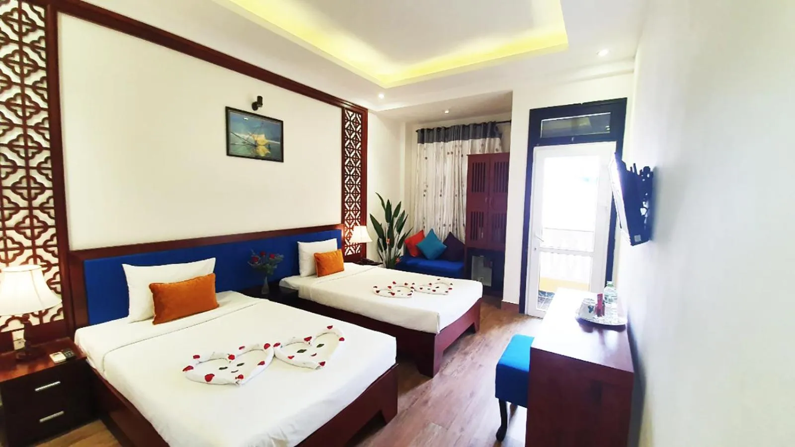 Photo of the whole room, Bed in Hoi An Hai Au Boutique Hotel