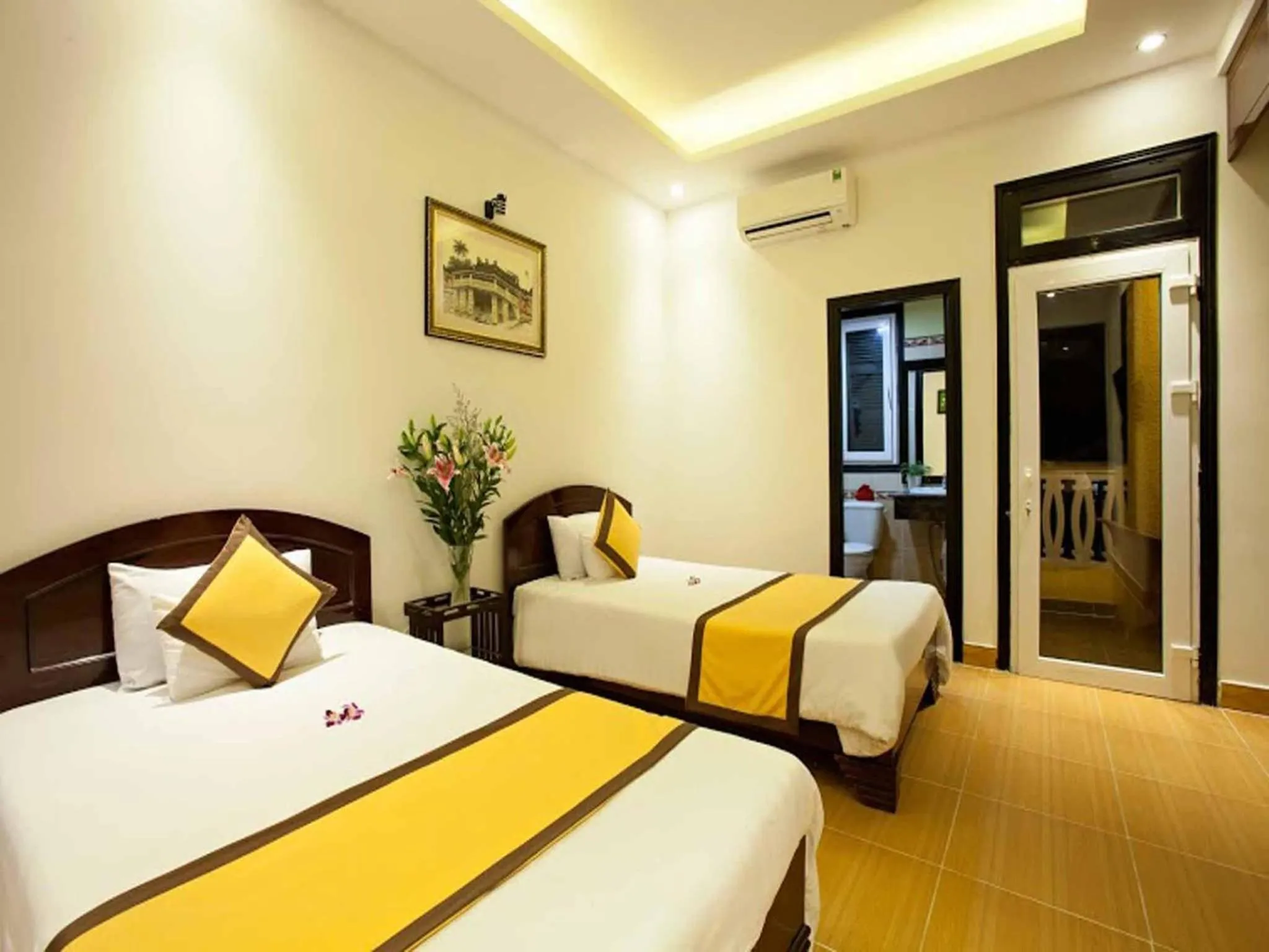 Photo of the whole room, Bed in Hoi An Hai Au Boutique Hotel