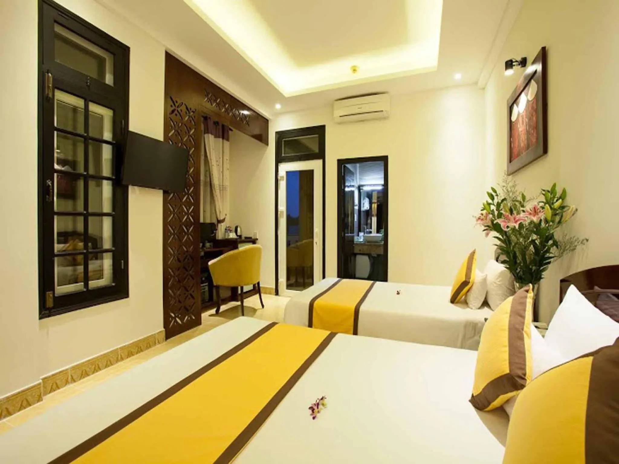 Photo of the whole room, Bed in Hoi An Hai Au Boutique Hotel