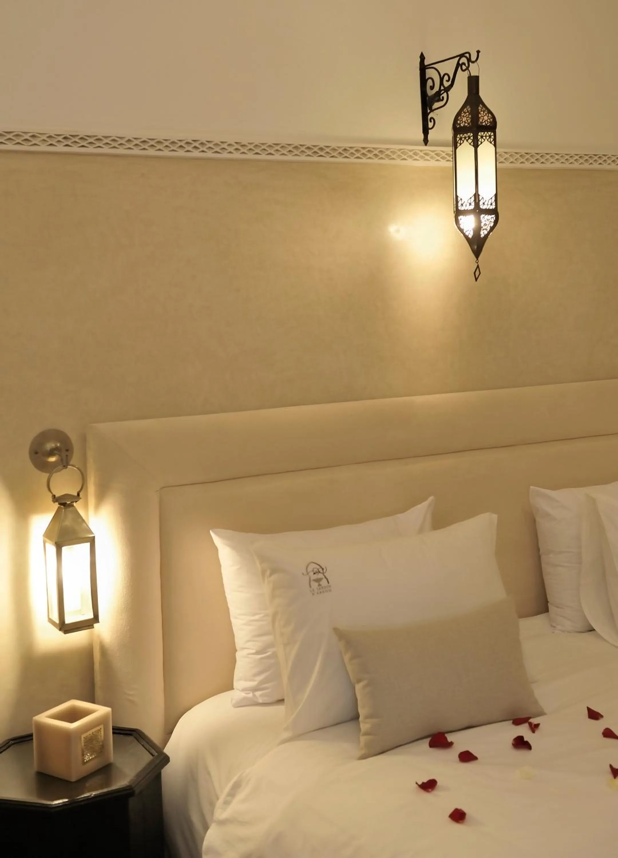 Bed in Riad Le Jardin d'Abdou