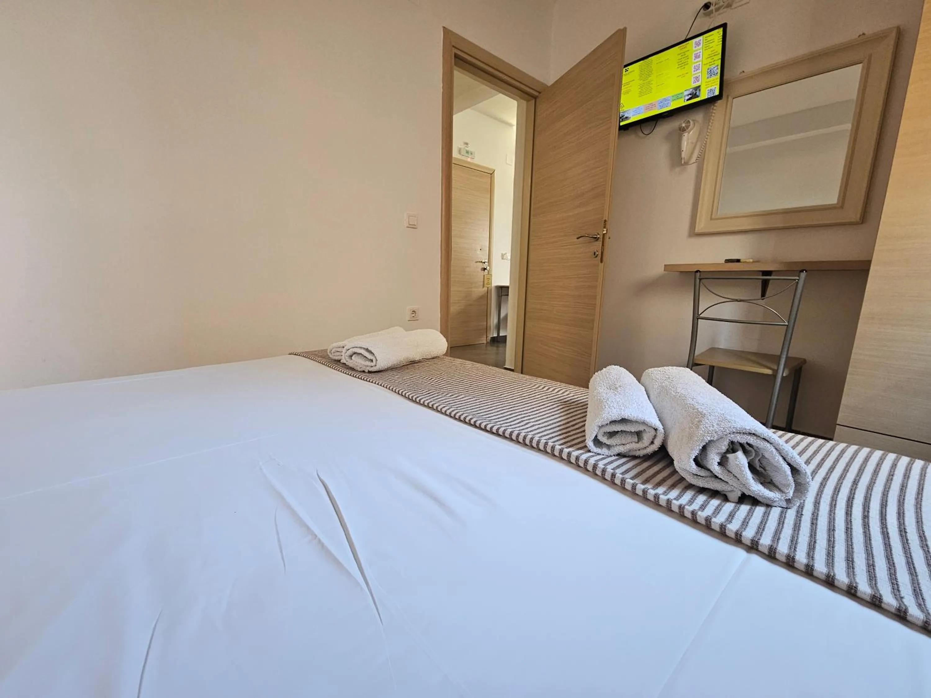 Bedroom, Bed in Elounda Sunrise Apartments