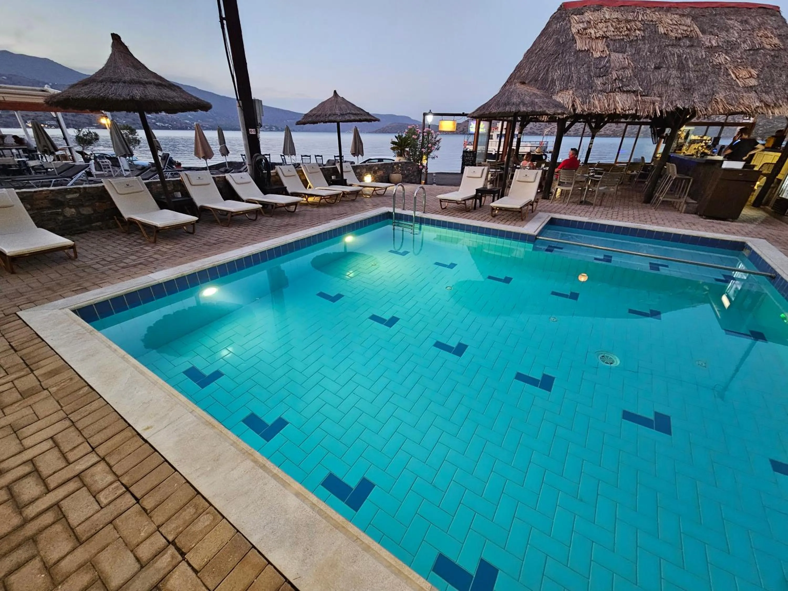 Swimming pool in Elounda Sunrise Apartments