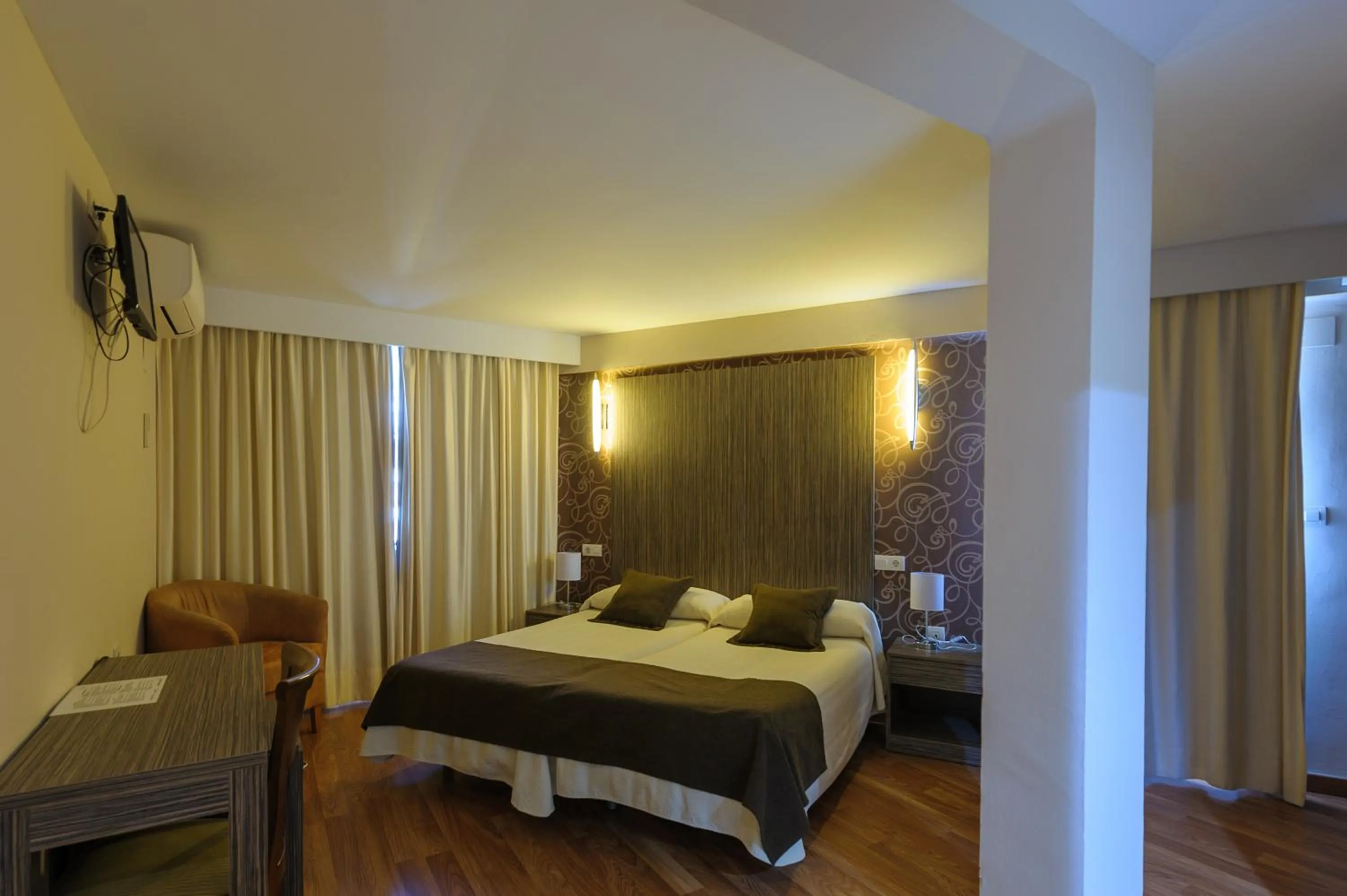 Decorative detail, Bed in Hotel Costamar