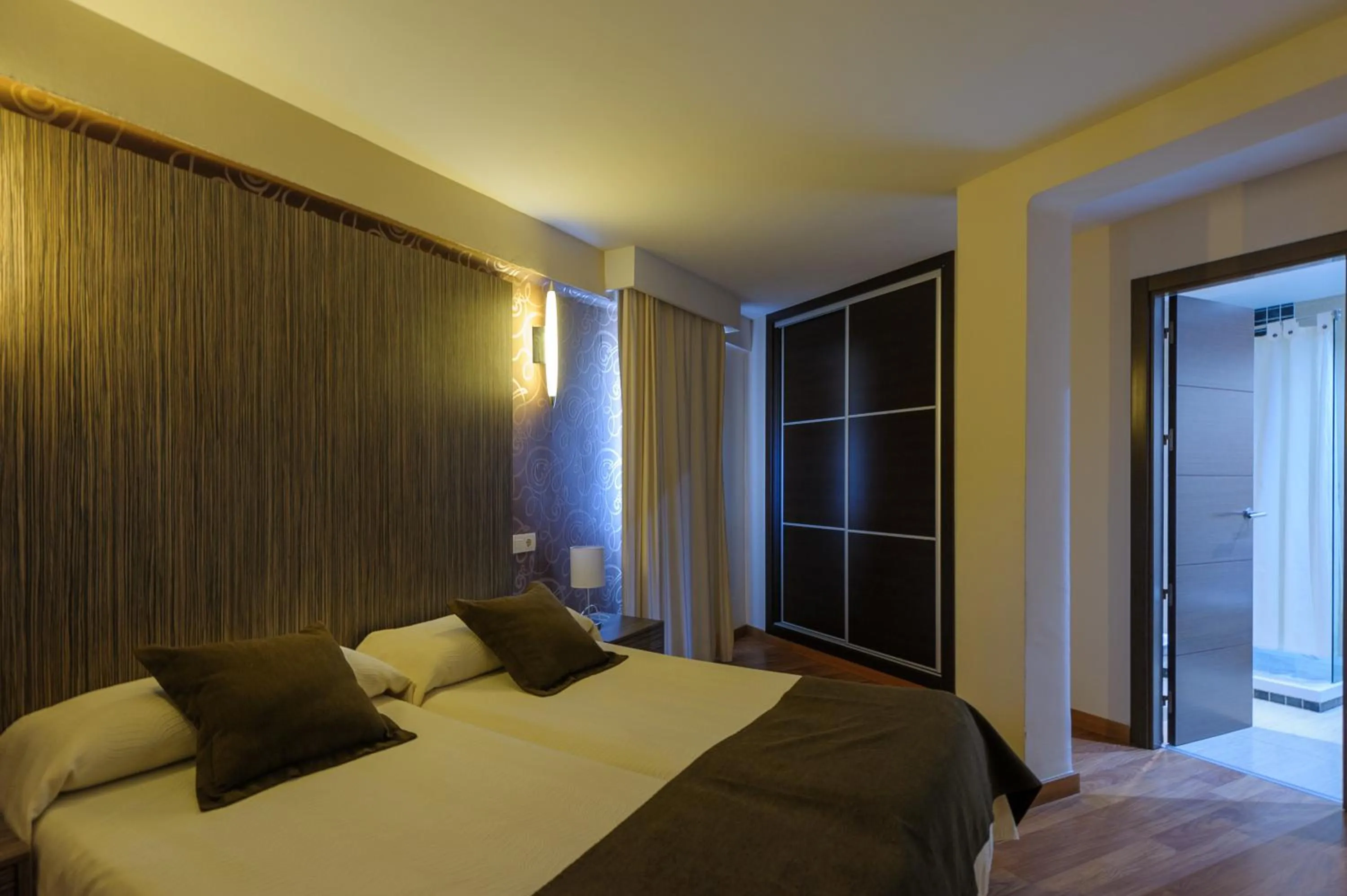 Decorative detail, Bed in Hotel Costamar