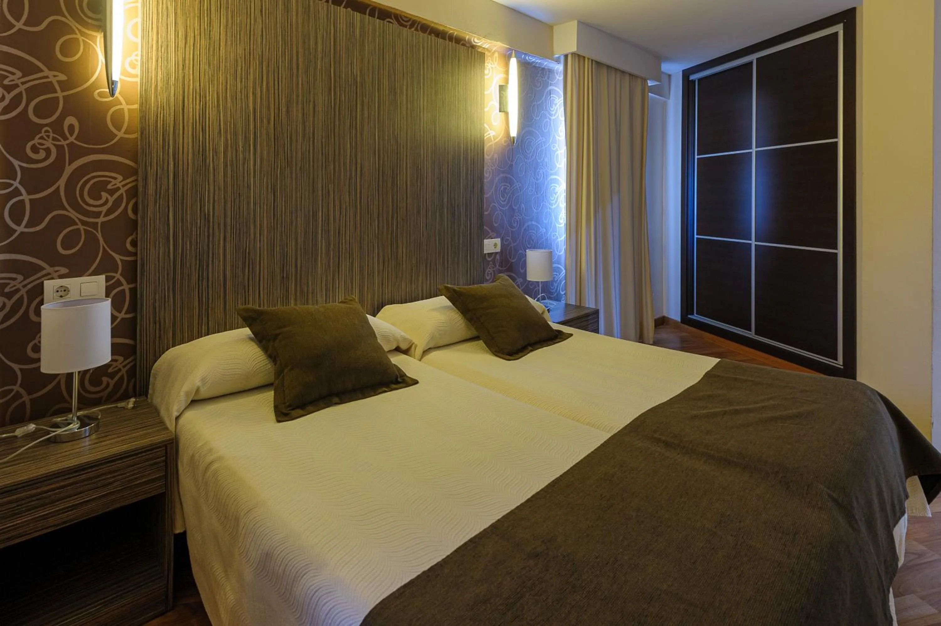 Decorative detail, Bed in Hotel Costamar