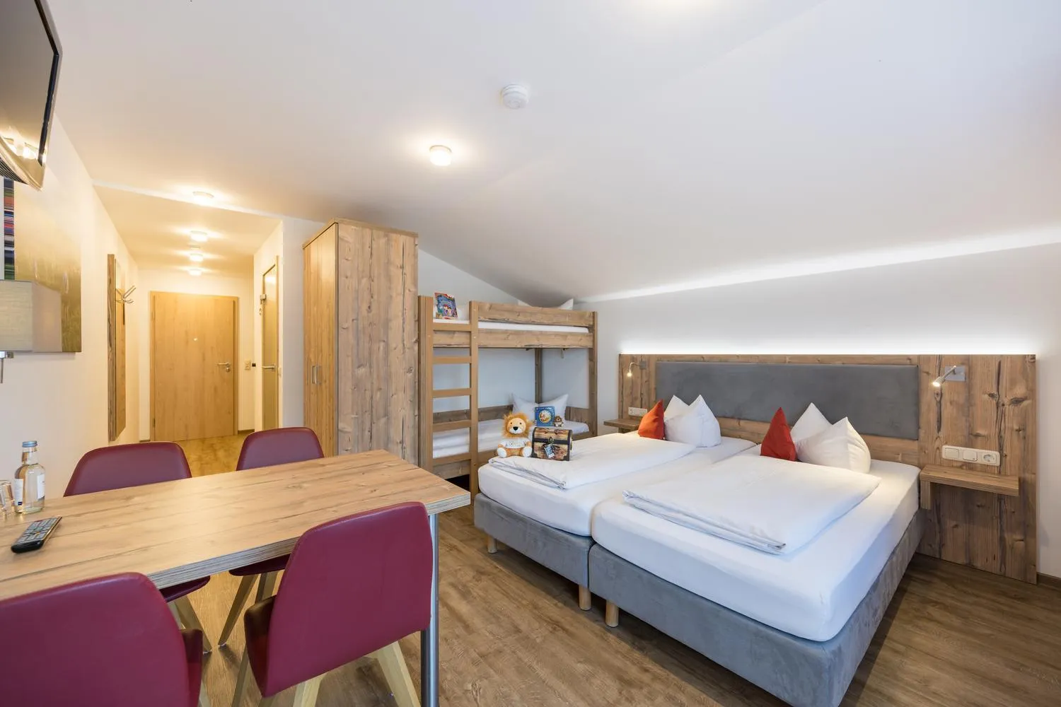 Bedroom, Bed in Familienhotel Löwen