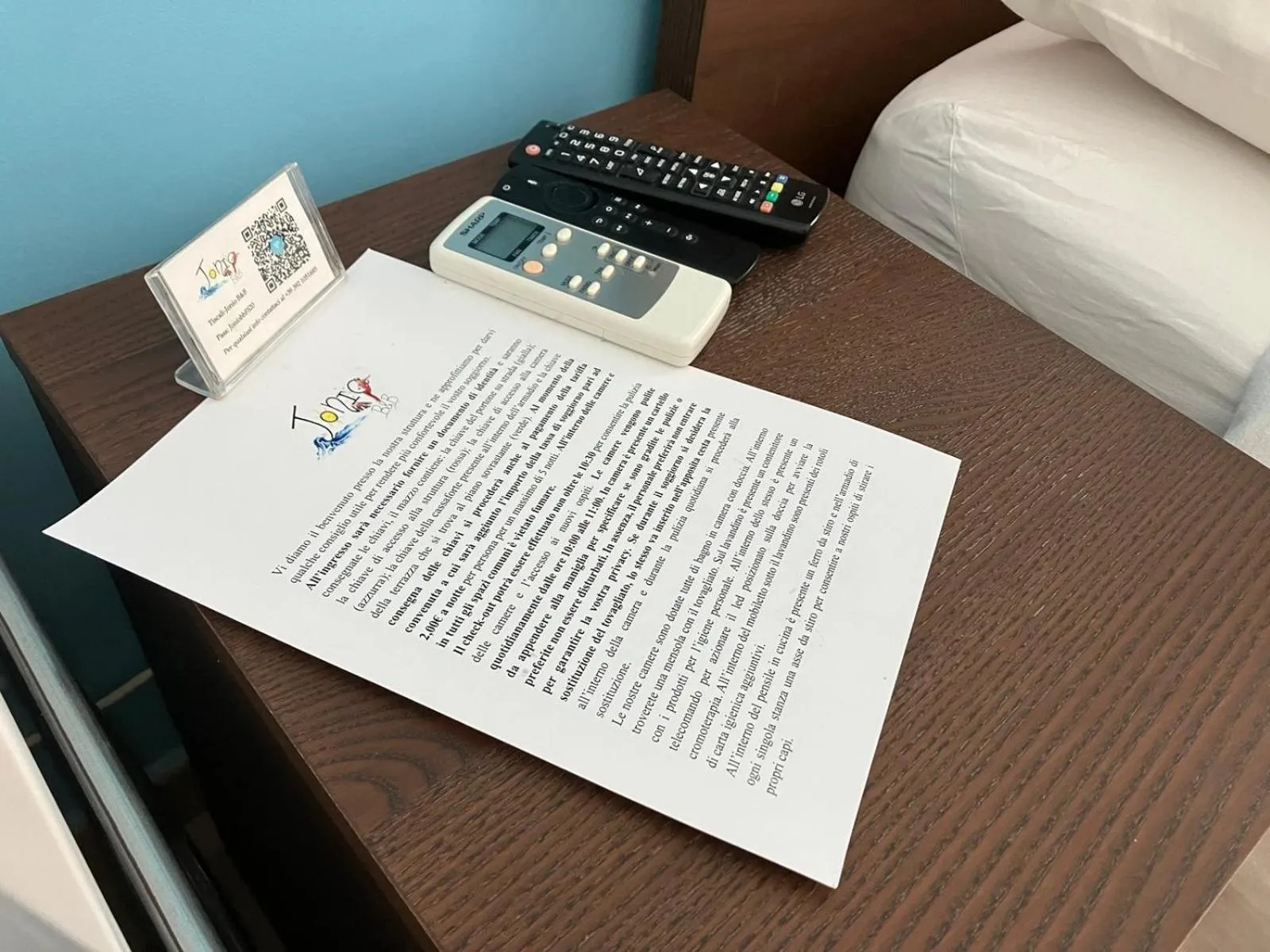 Bedroom in Jonio B&B