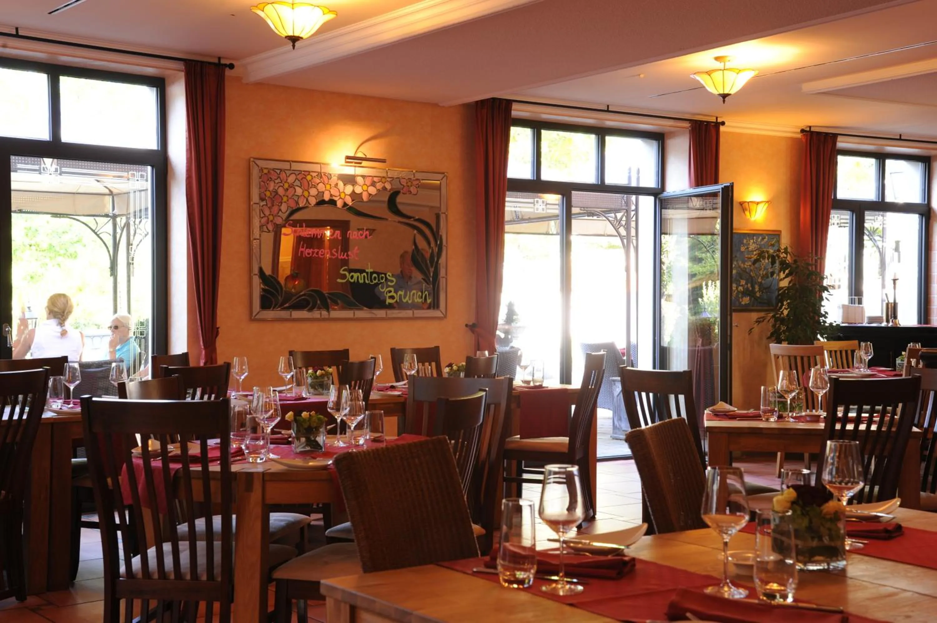 Restaurant/places to eat in Waldhotel Rheinbach