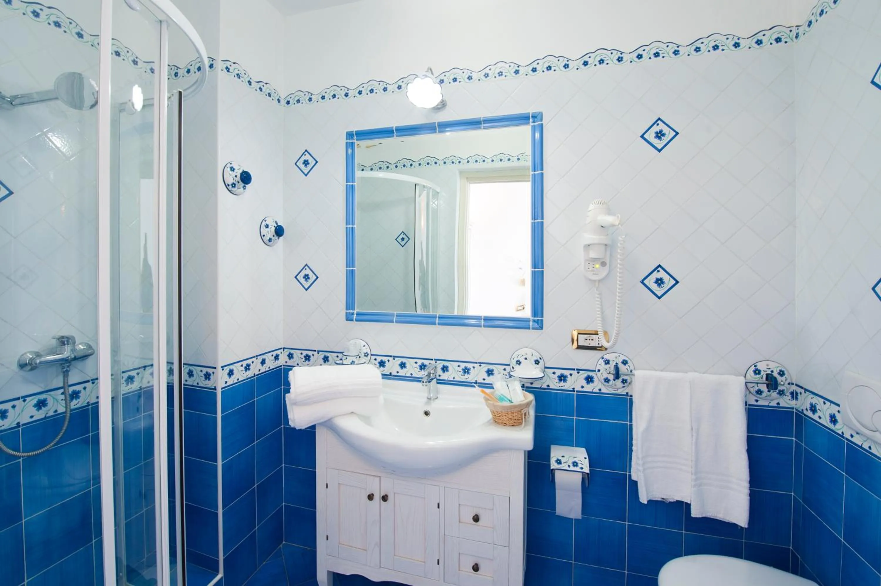 Bathroom in Hotel Villa Maria Pia