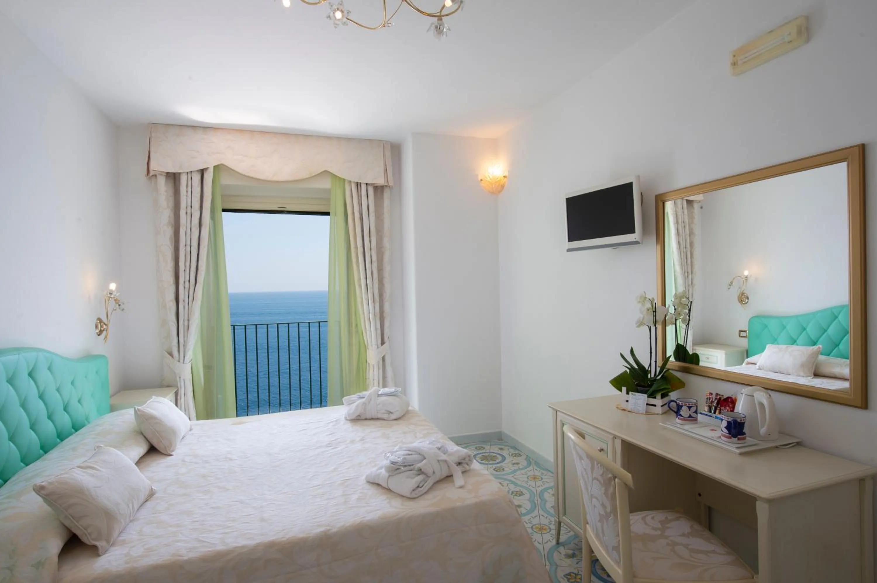 Photo of the whole room, Bed in Hotel Villa Maria Pia