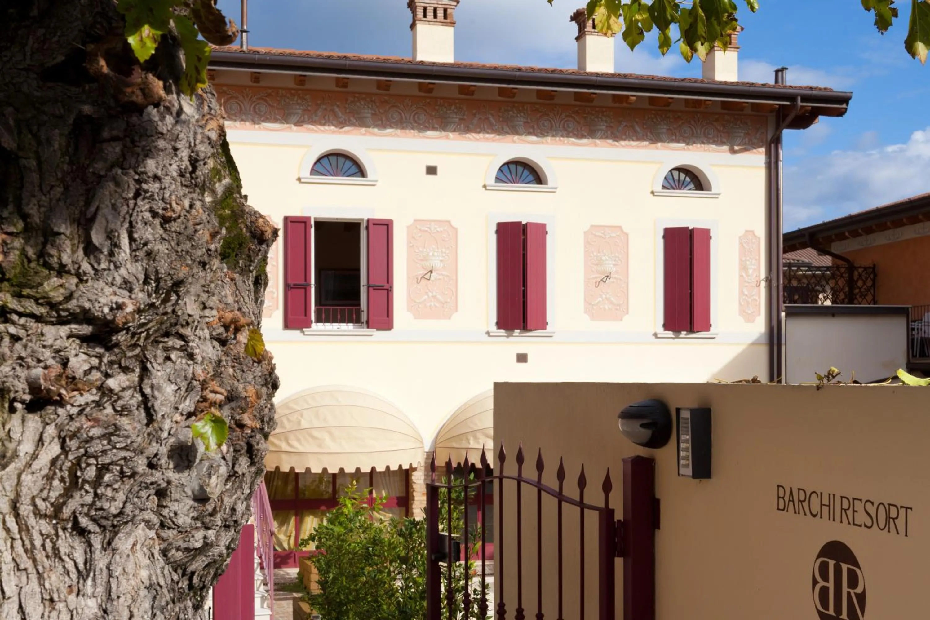 Property building in Barchi Resort - Apartments & Suites